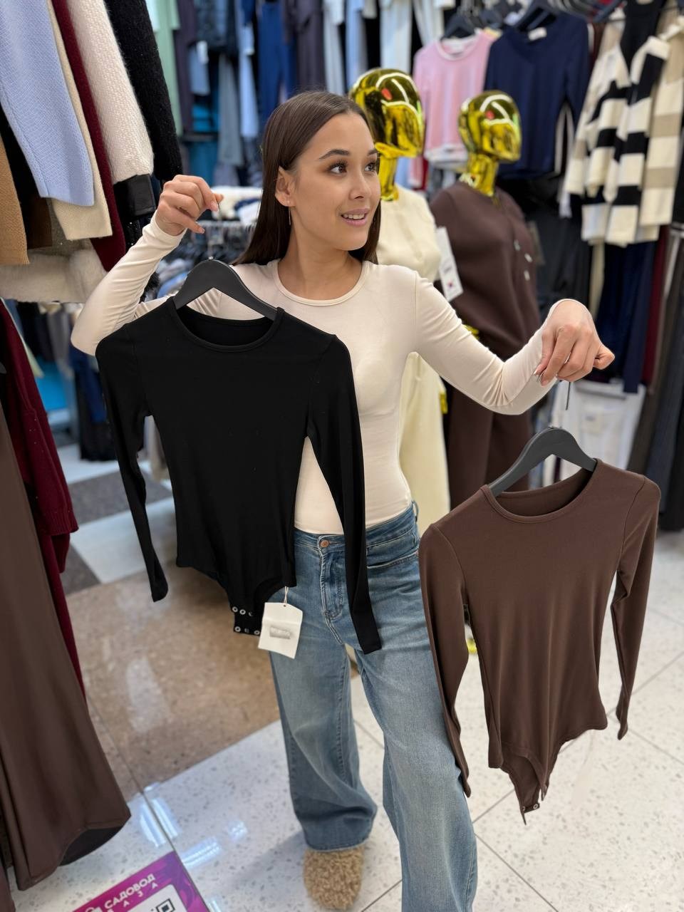 лонгслив базовый в рубчик limeclothes,лонгслив женский облегающий с длинным рукавом bazaclo,лонгслив женский,женская кофта,лонгслив женский темно-бежевый хлопок йога