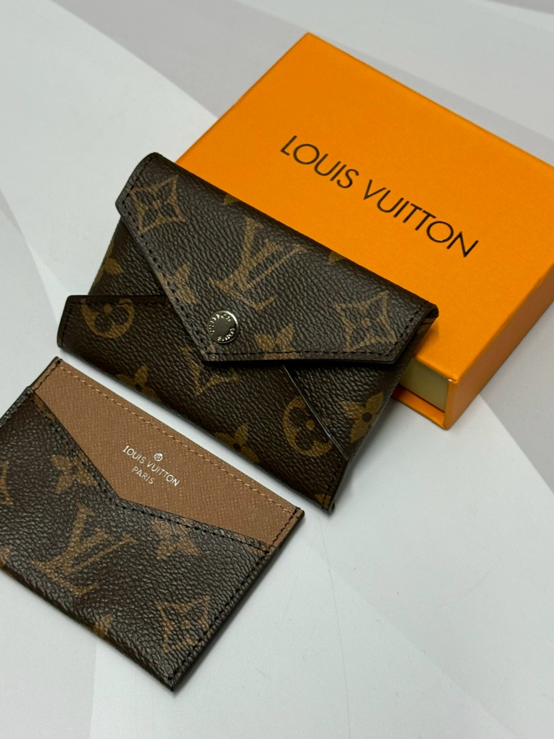 кошелёк louis vuitton,кошелёк луи виттон,маленький кошелек луи виттон,кошелек луи витон,louis vuitton кошелек louis vuitton
