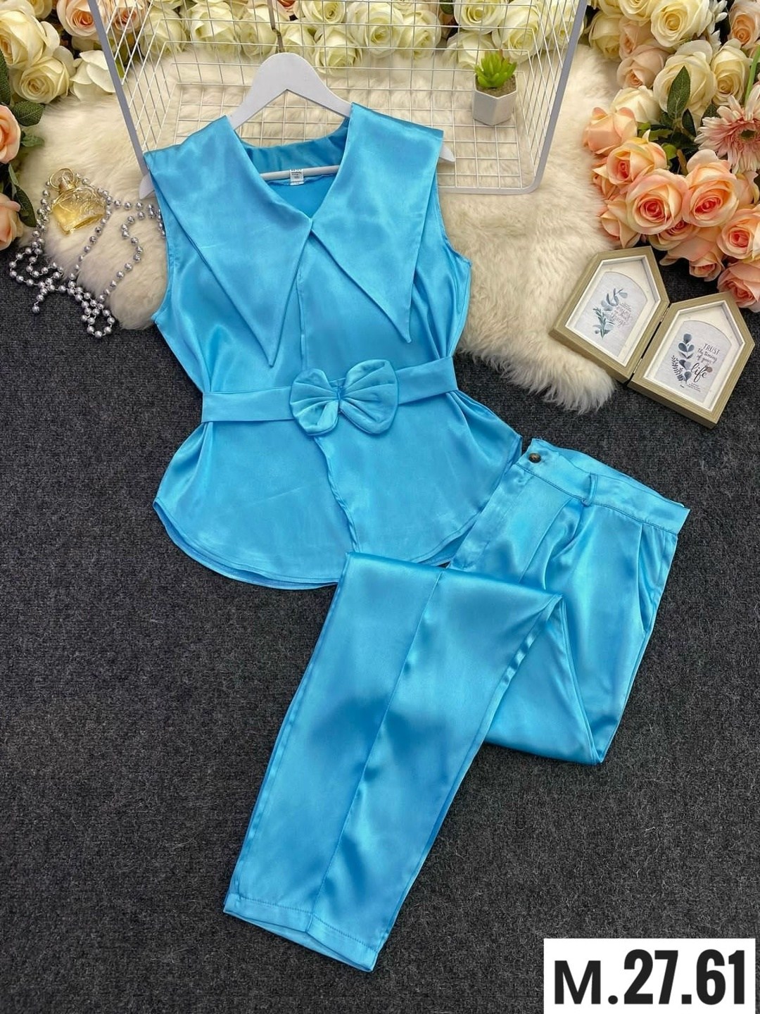 костюм с атласными лацканами,костюм жилетка + брюки из атласа,костюм с брюками,атласный брючный костюм женский,женские брючные костюмы