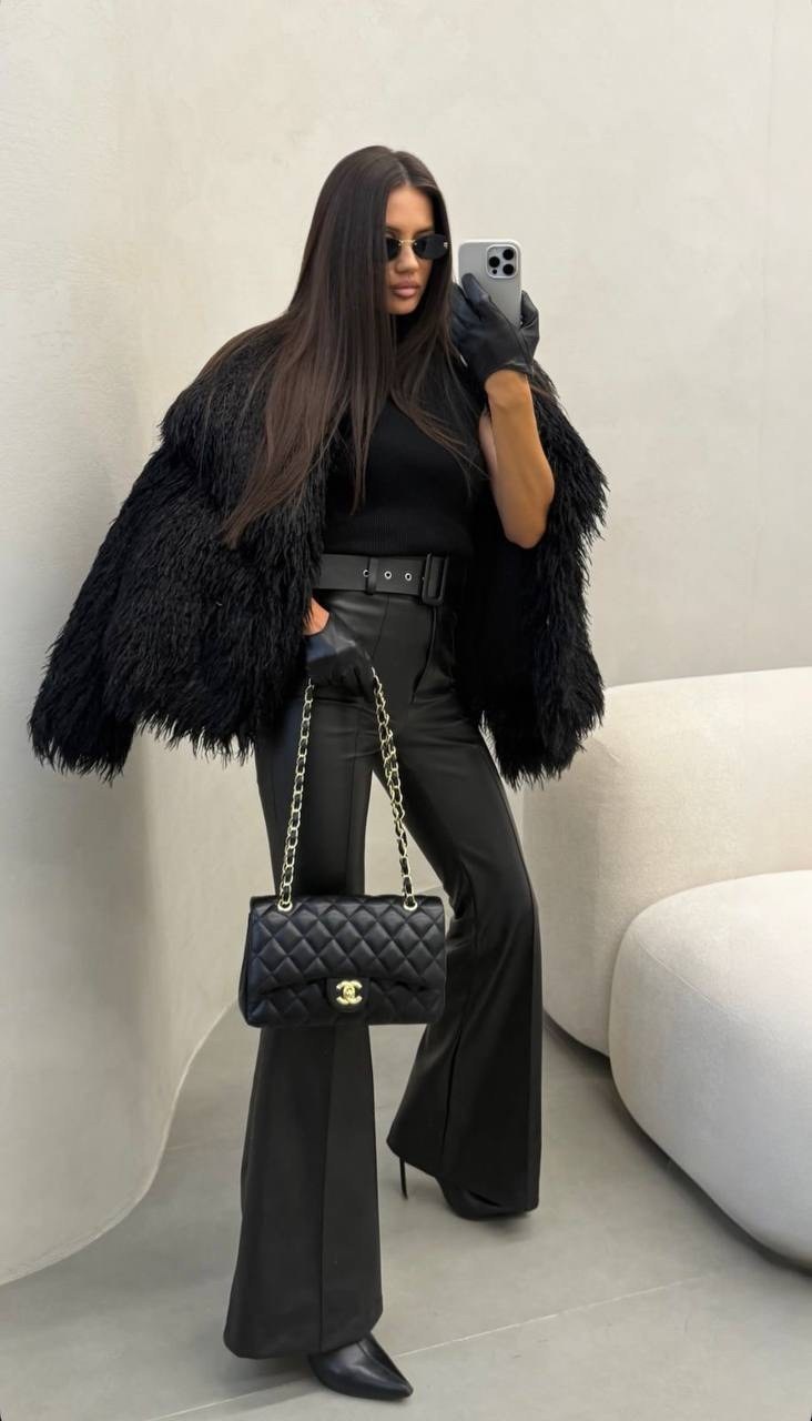 женские расклешенные брюки из искусственной кожи,женские кожаные брюки,кожаные брюки,кожаные брюки клеш,кожаные штаны клеш зара