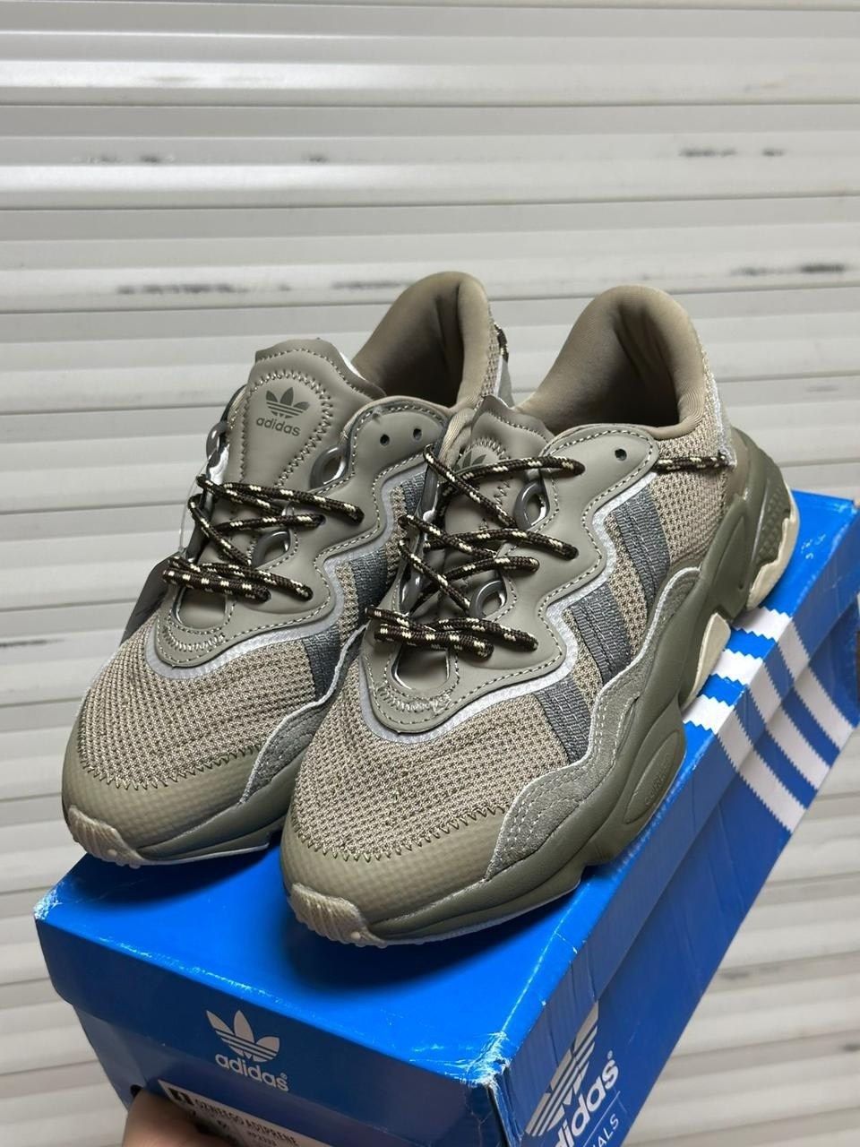 кроссовки adidas ozweego,adidas originals ozweego,кроссовки adidas,кроссовки мужские adidas ozweego,кроссовки