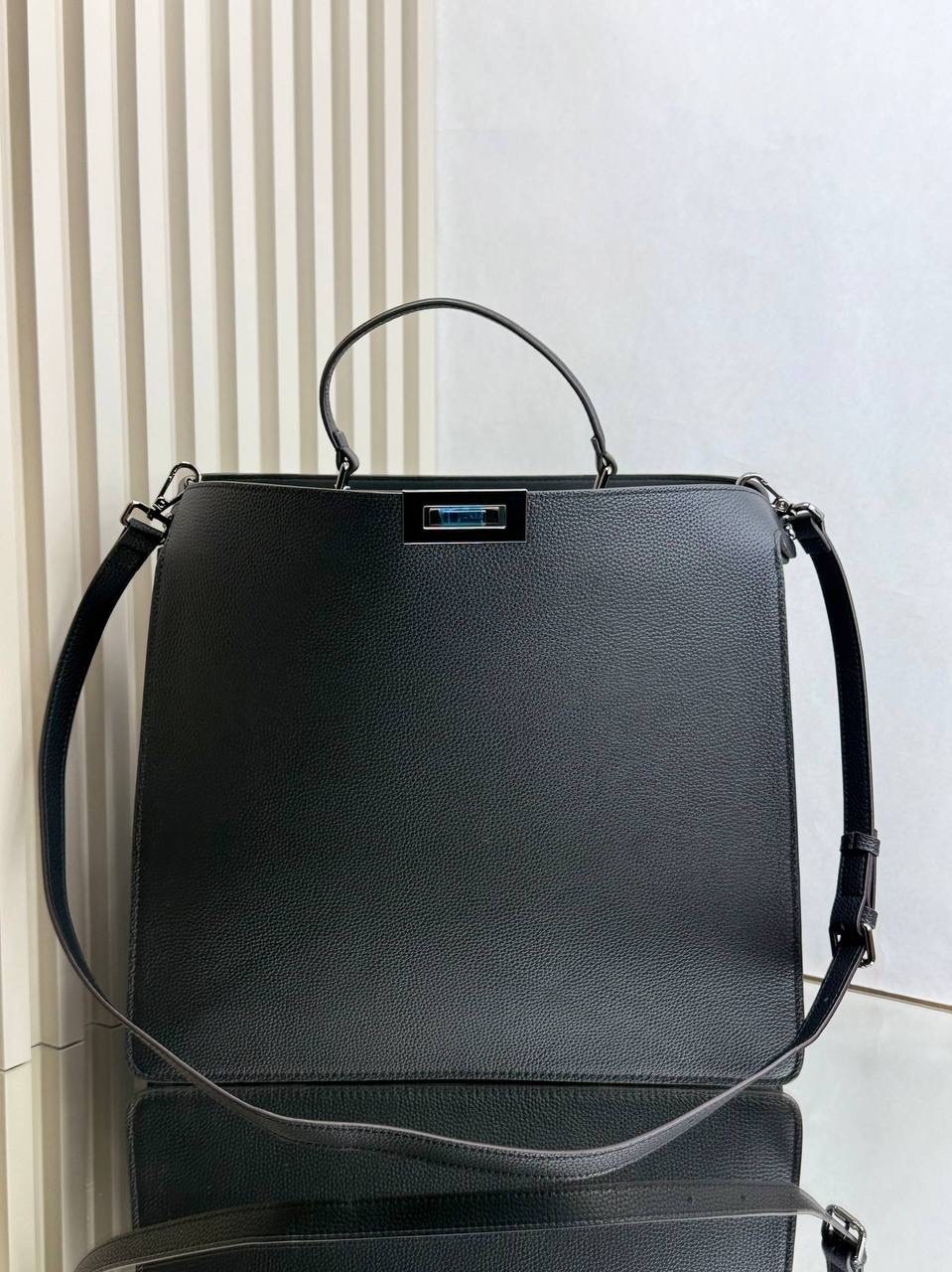 сумка fendi,женская сумка fendi,сумка фенди,сумка fendi peekaboo,сумка fendi peekaboo фенди