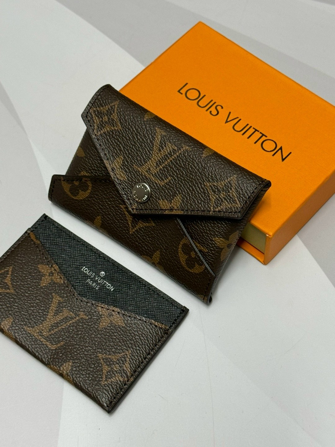 кошелёк louis vuitton,кошелёк луи виттон,маленький кошелек луи виттон,кошелек луи витон,louis vuitton кошелек louis vuitton