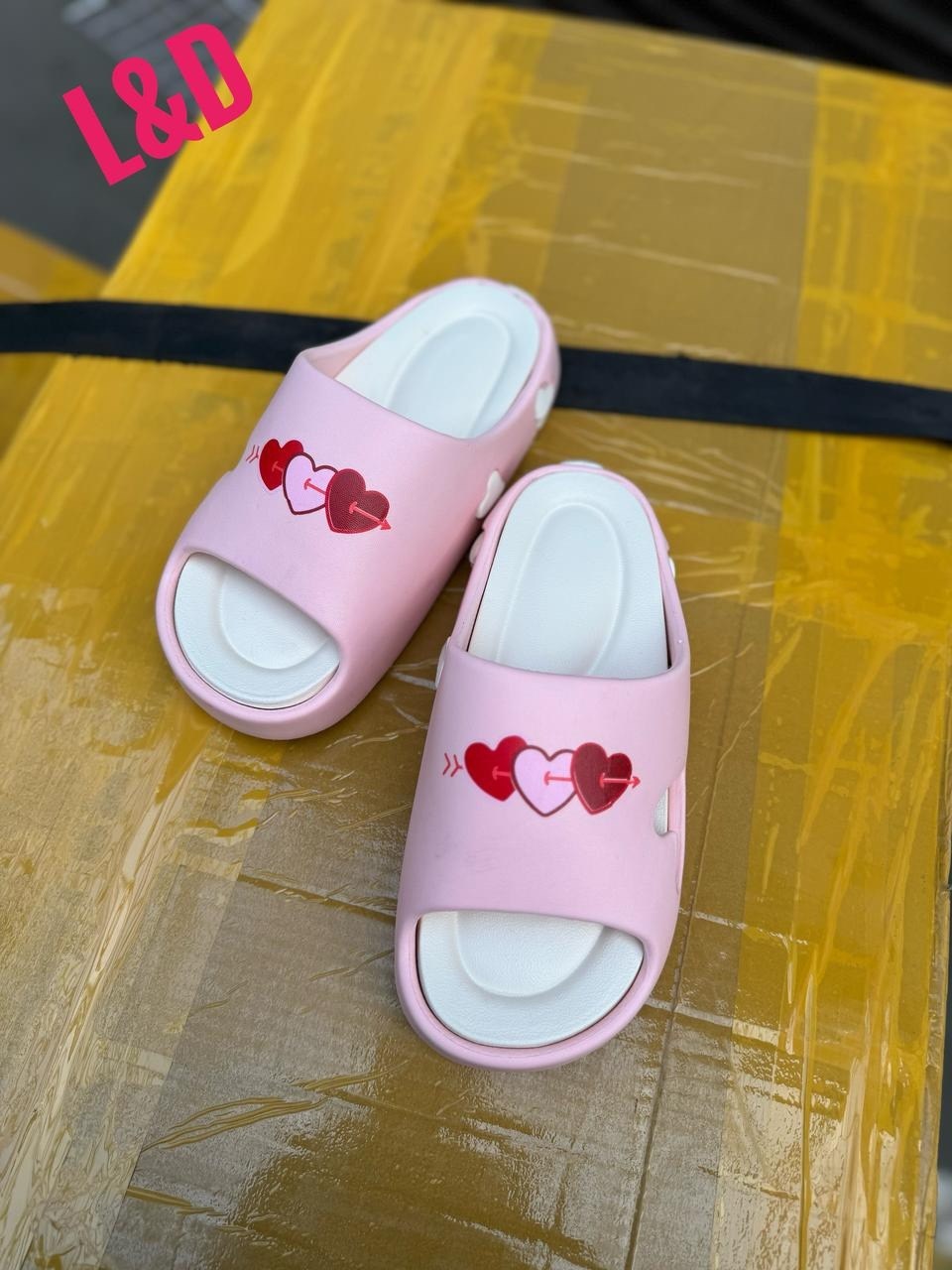 тапочки модные,шлепанцы женские,летние тапочки,тапочки для девочек,тапочки женские