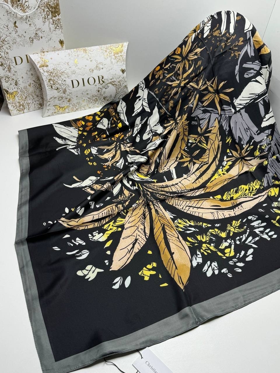 брендовый платок,платки диор,платки шелковые,женские платки,платки большие