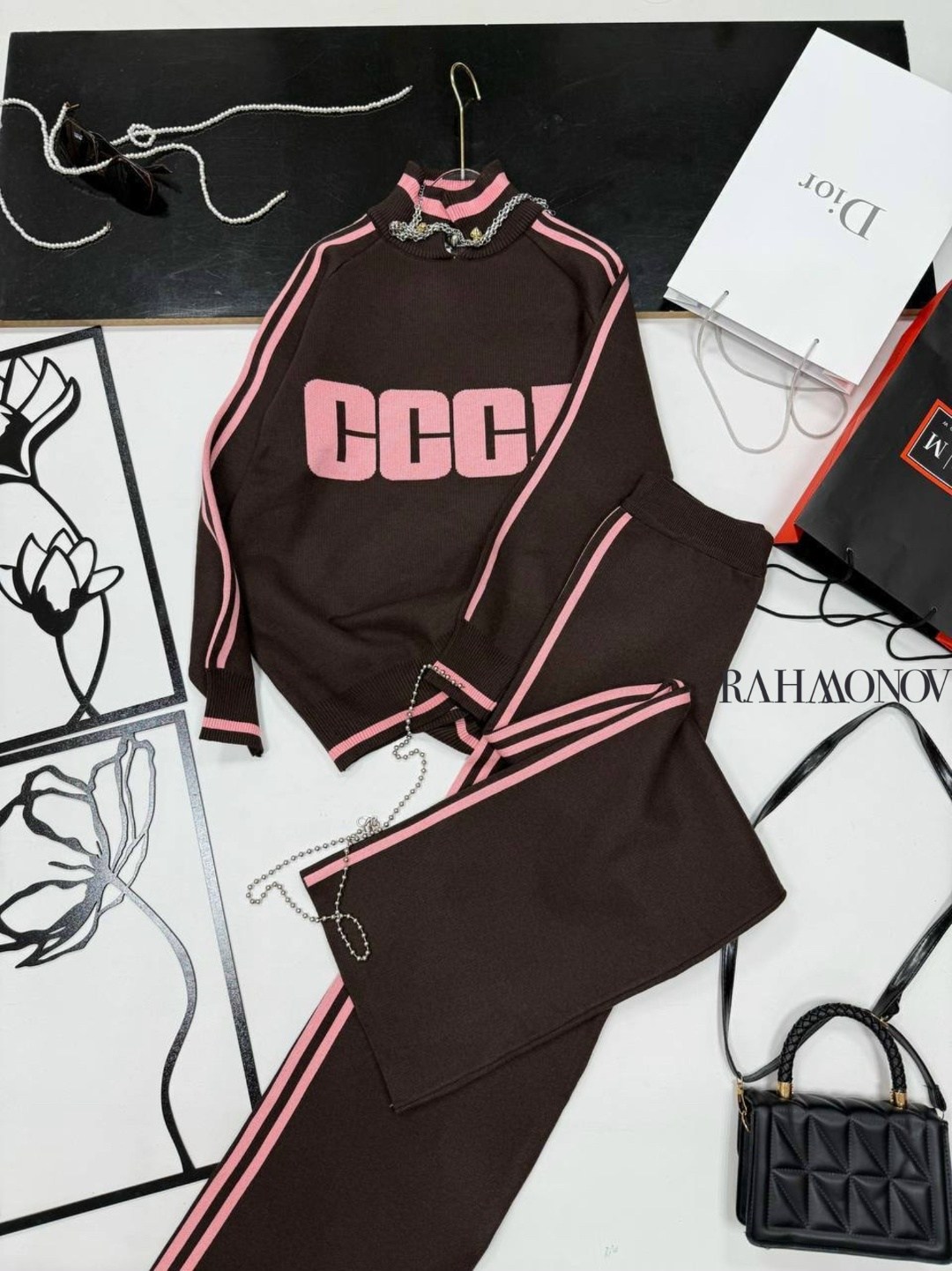 стильные костюмы,спортивный костюм трикотаж,женский костюм,трикотажный костюм в стиле спорт шик,женский костюм на флисе