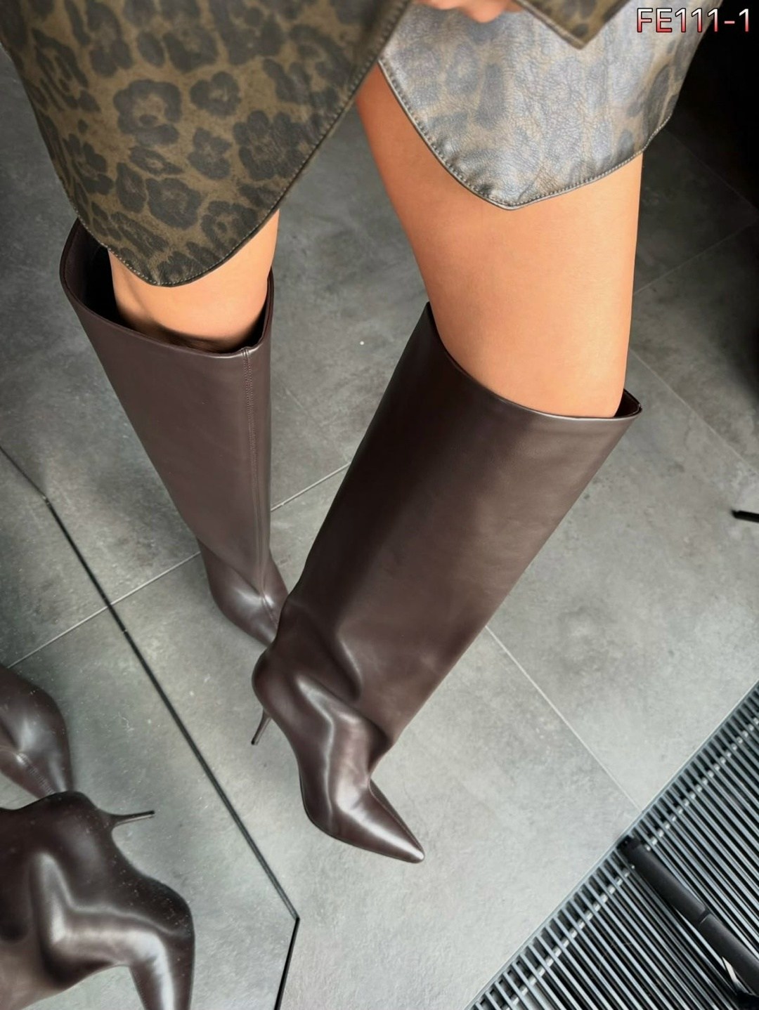 сапоги,сапоги трубы на каблуке,сапоги натуральная кожа,дизайнерские женские сапоги с острым носком,сапоги на шпильке
