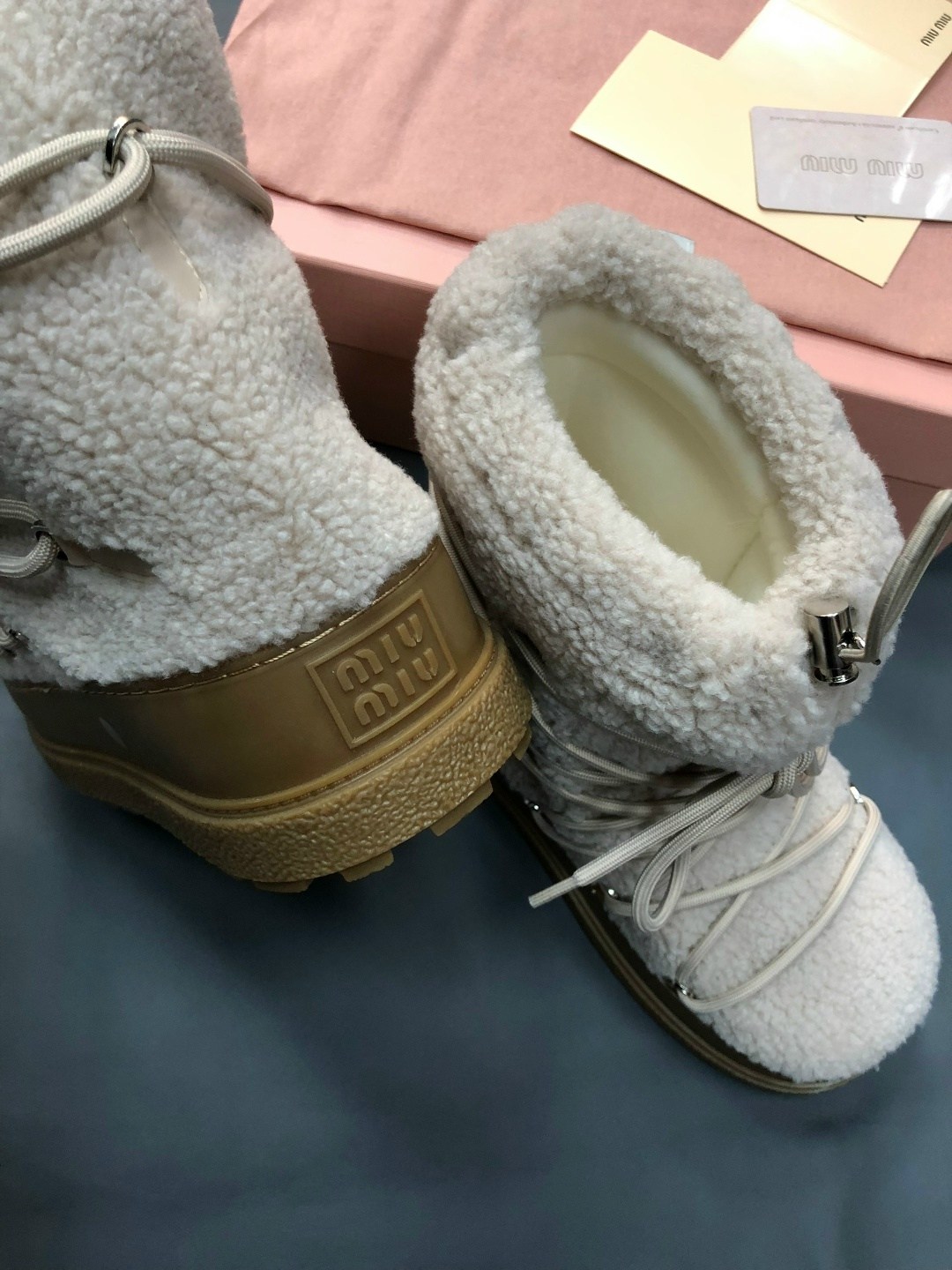 ,женские луноходы miu miu,луноходы женские,зимняя женская ,угги