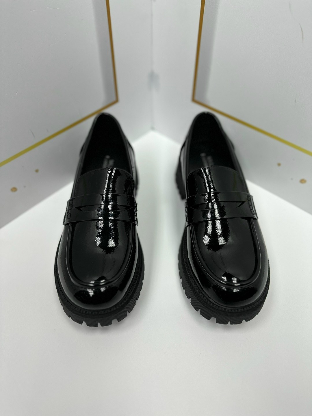 ,лоферы женские,лоферы для девочки,лоферы кари,модные лоферы