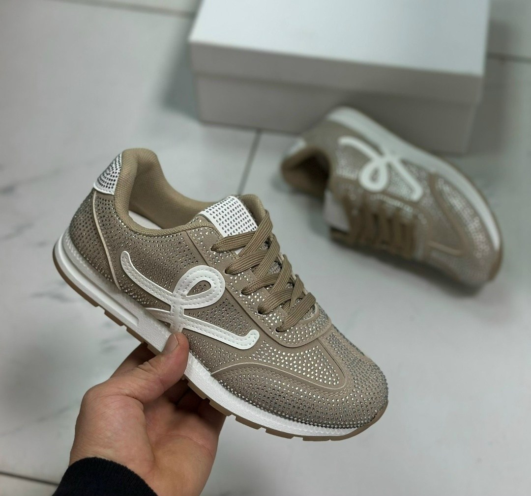 кроссовки женскиe,кроссовки,кроссовки тренд,женская ,луи виттон кроссовки женские