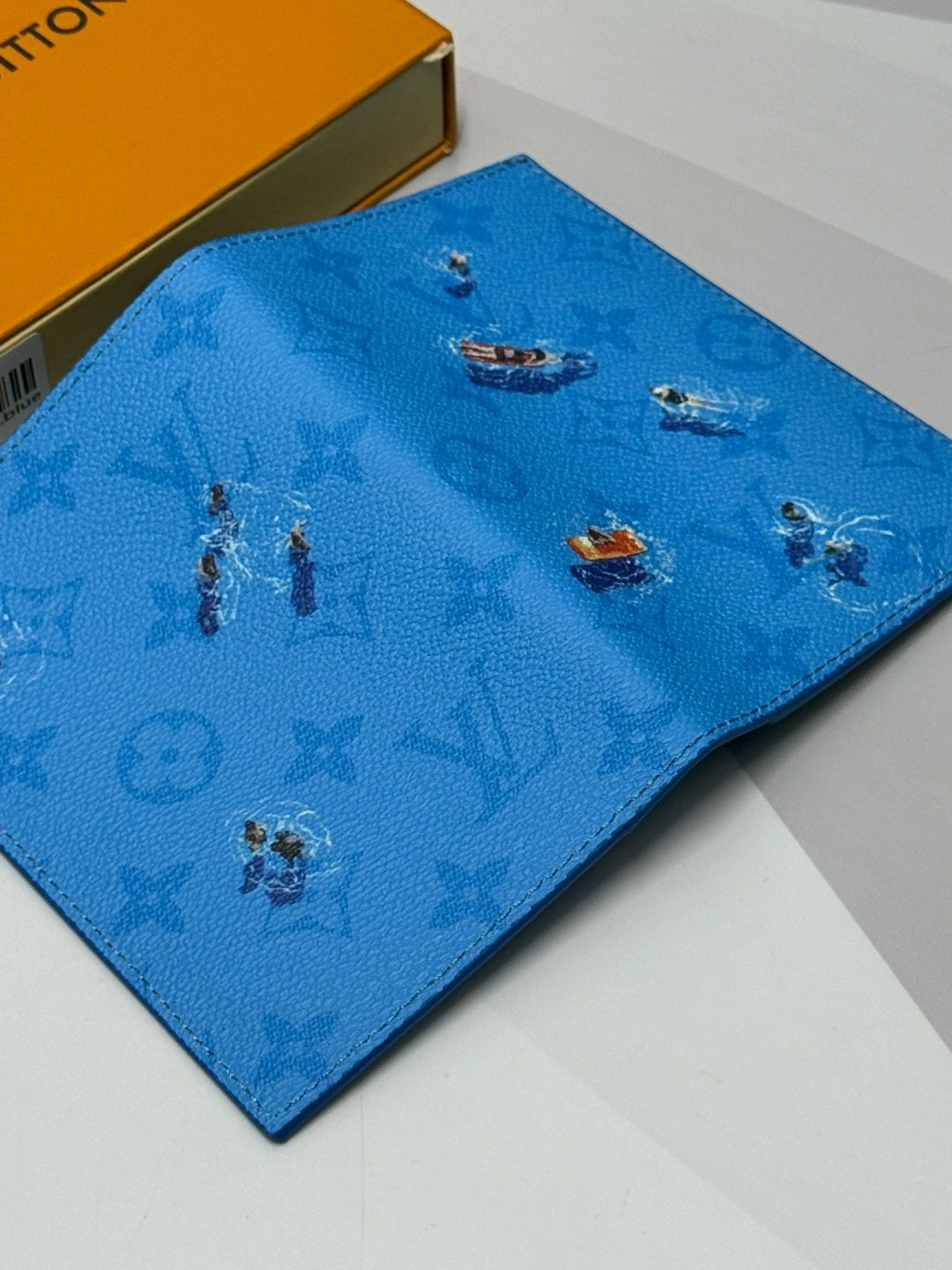 louis vuitton обложка на паспорт,кошелек louis vuitton,луи виттон кошелек,louis vuitton monogram,картхолдер louis vuitton