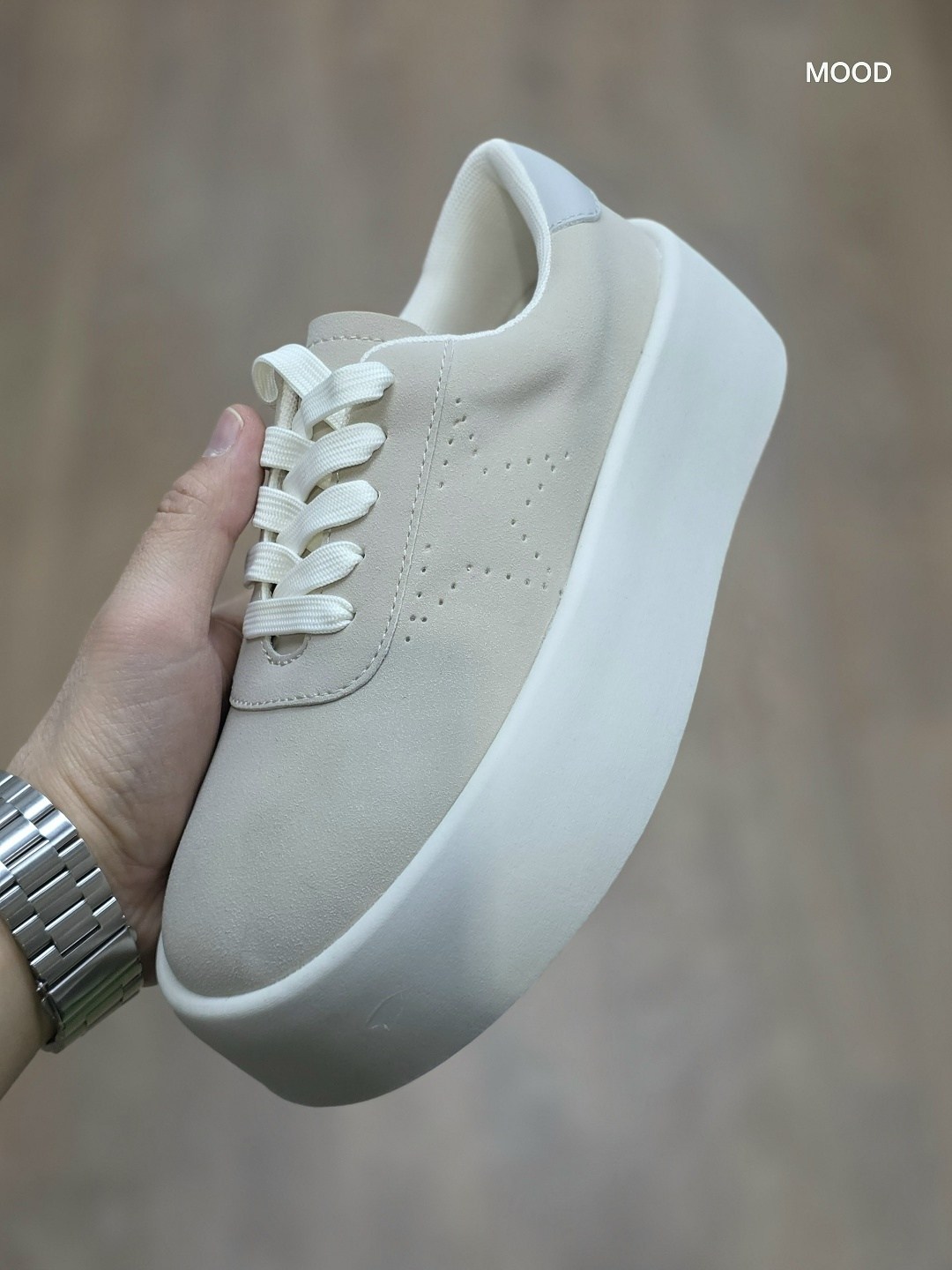 ,женские кроссовки,кеды женски,спортивная ,женская