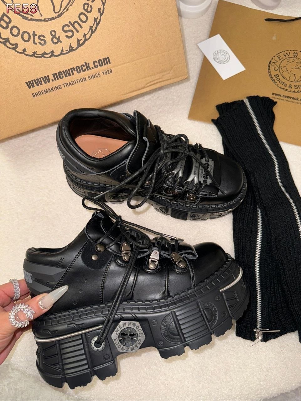 ,ботинки new rock массивные на высокой подошве,ботинки new rock,ботинки на платформе женские,стильная