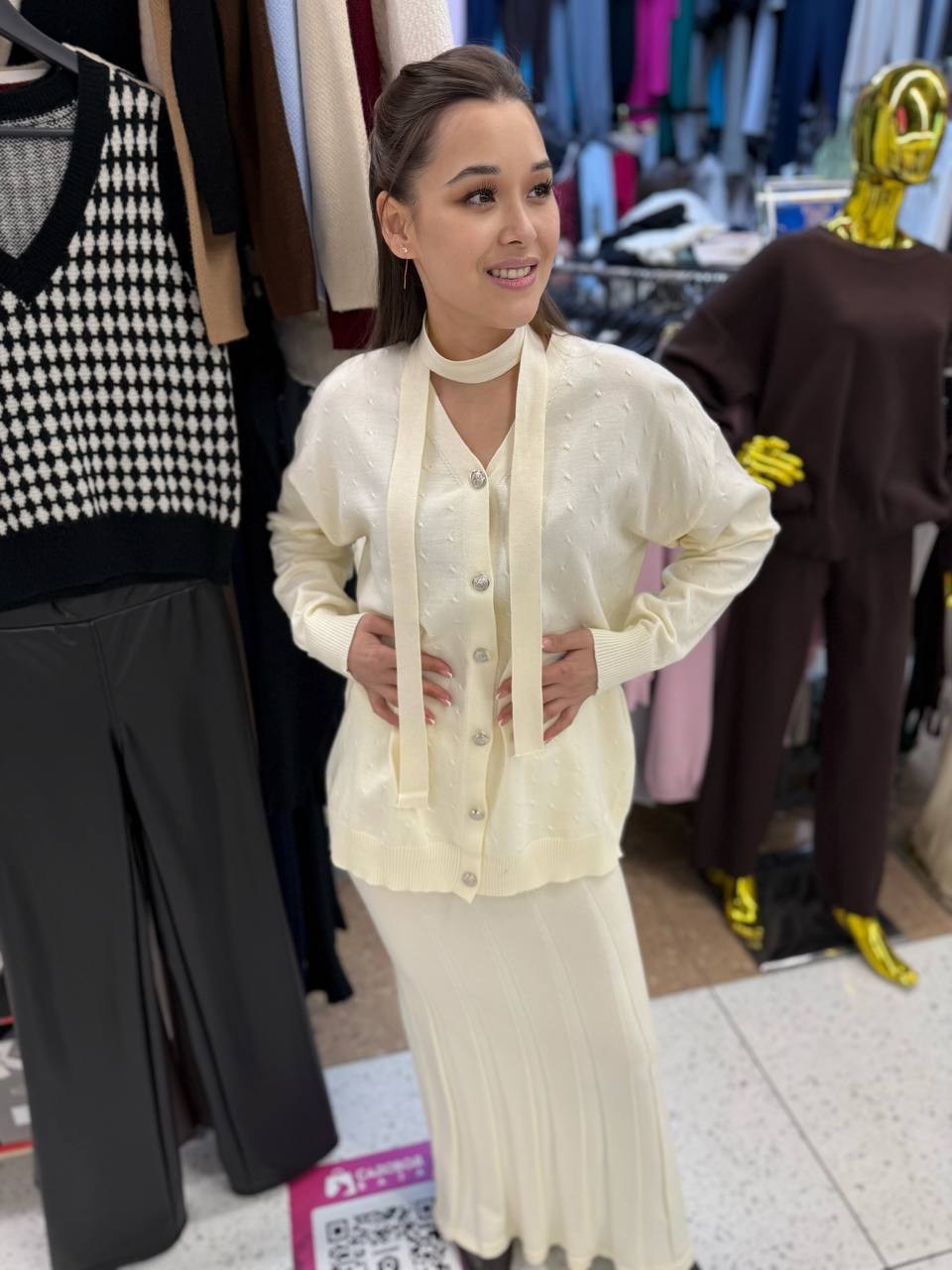 костюм двойка юбка и кардиган one size galore,костюм с юбкой и кардиганом galore original,женский костюм с юбкой,костюм с юбкой и кардиганом galore original цвет слоновая кость,костюм с юбкой и кардиг