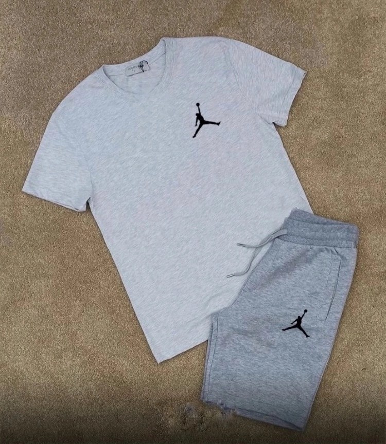 cпортивный костюм jordan,комплект черных,костюм спортивный мужской,костюм джордан шорты и футболка