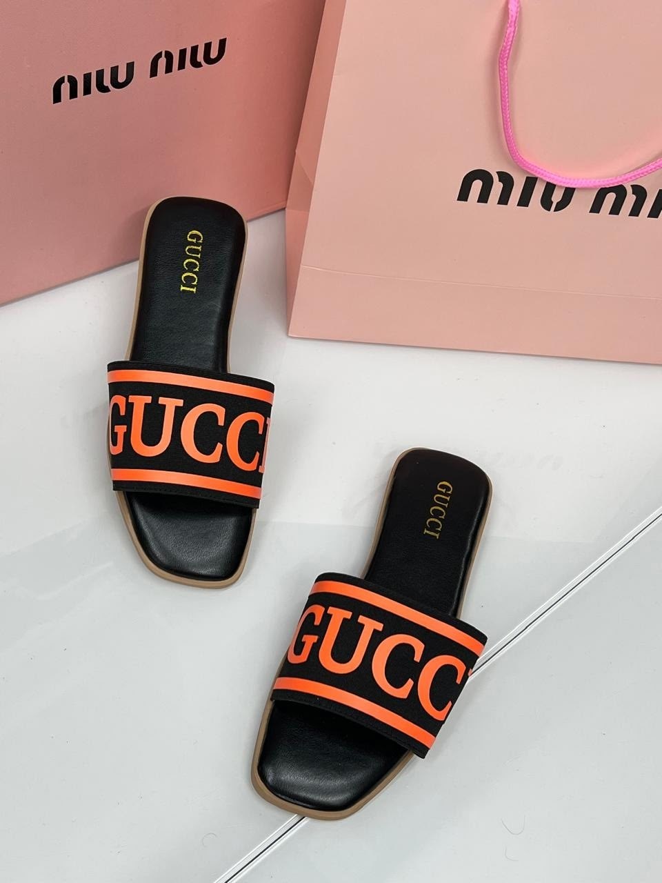 тапочки томми хилфигер,шлепанцы tommy hilfiger,шлепанцы томми хилфигер,тапки томми хилфигер,сланцы томми хилфигер мужские