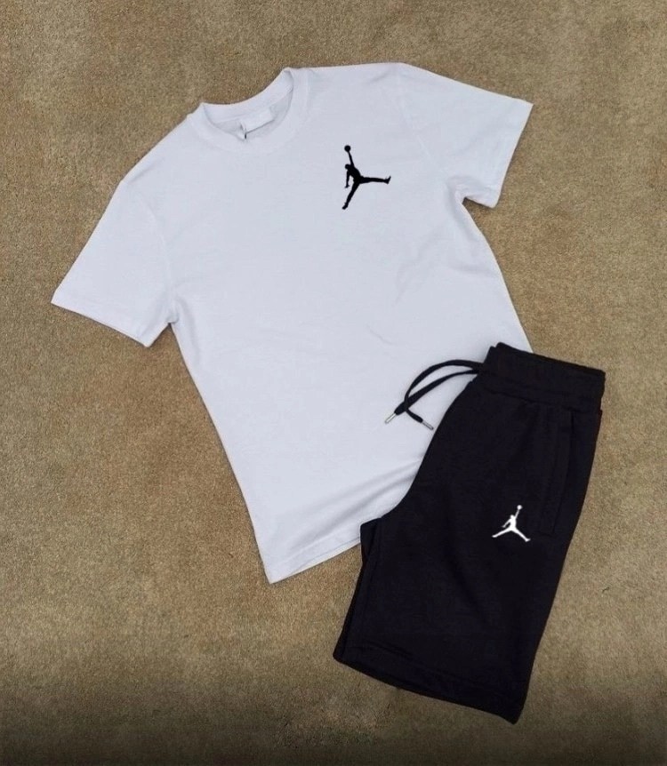 cпортивный костюм jordan,комплект черных,костюм спортивный мужской,костюм джордан шорты и футболка