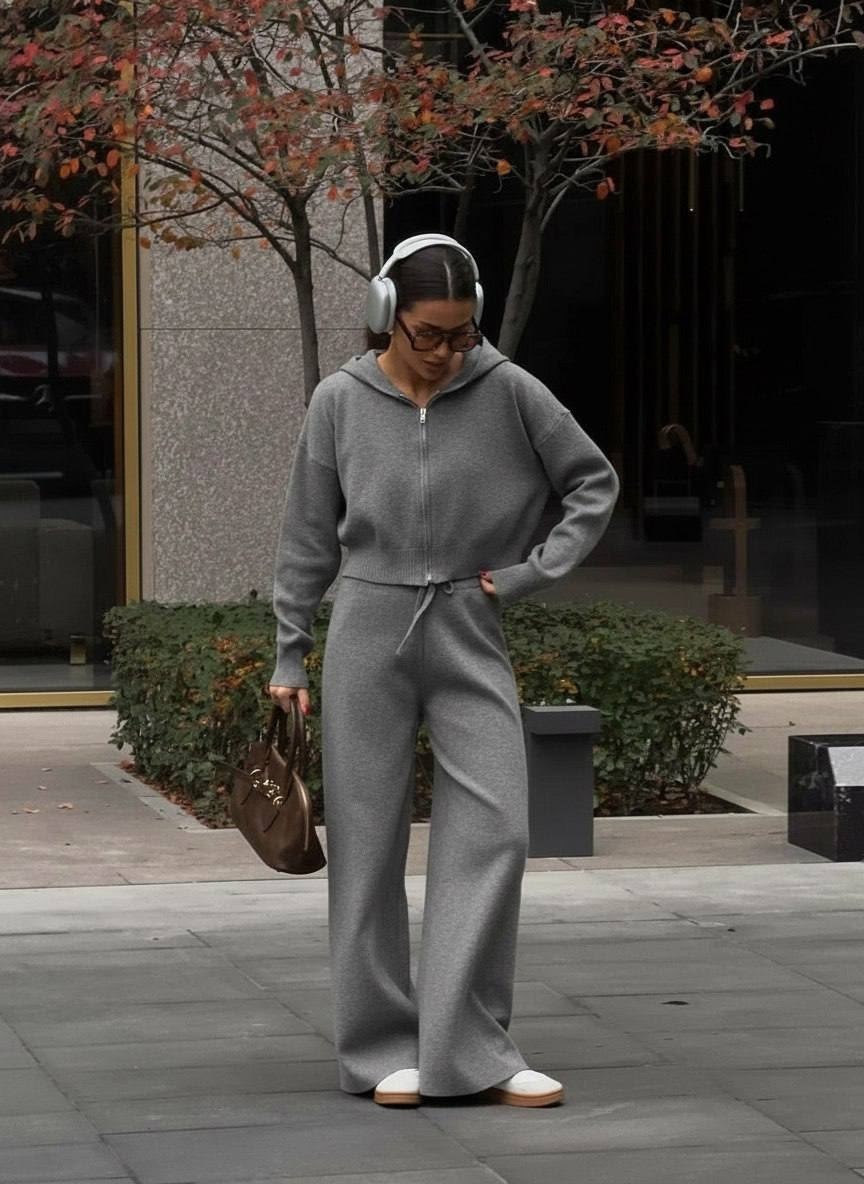 одежда и аксессуары,в гардероб,одежда на вешалках,мужская одежда