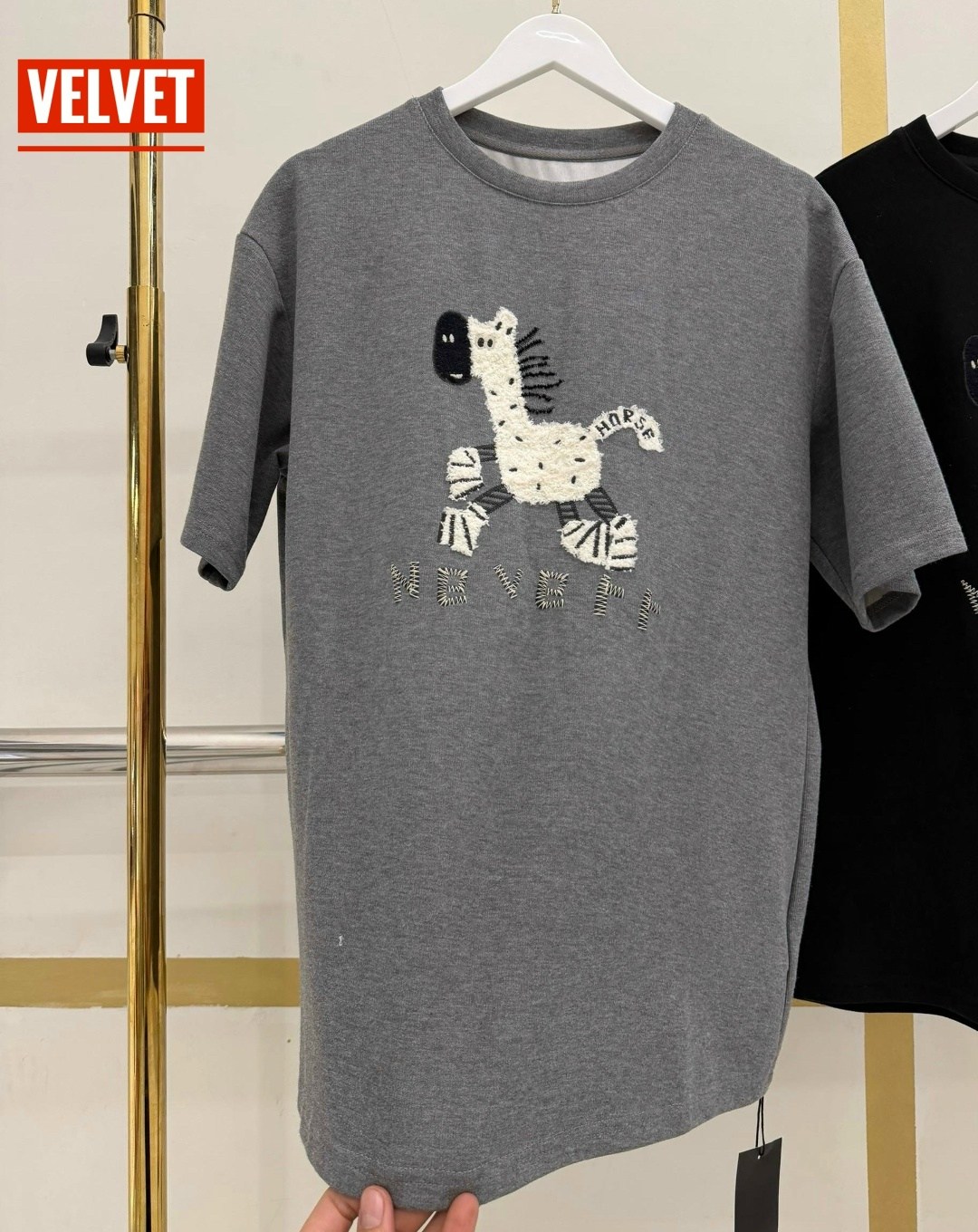 футболки модные,футболки женская оверсайз,женская футболка,хлопковая футболка оверсайз с эффектом варенки miu,женские футболки с принтом