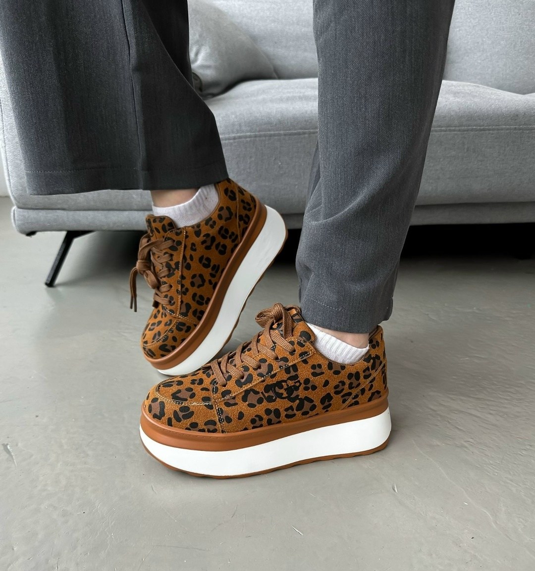 ,кроссовки женскиe,женская ,леопардовые кроссовки,обуви