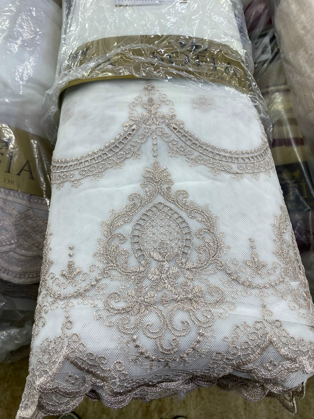 покрывала,постельное белье с кружевом,покрывало,тюль с вышивкой,тюль гардинный, пр-во турция arya home,