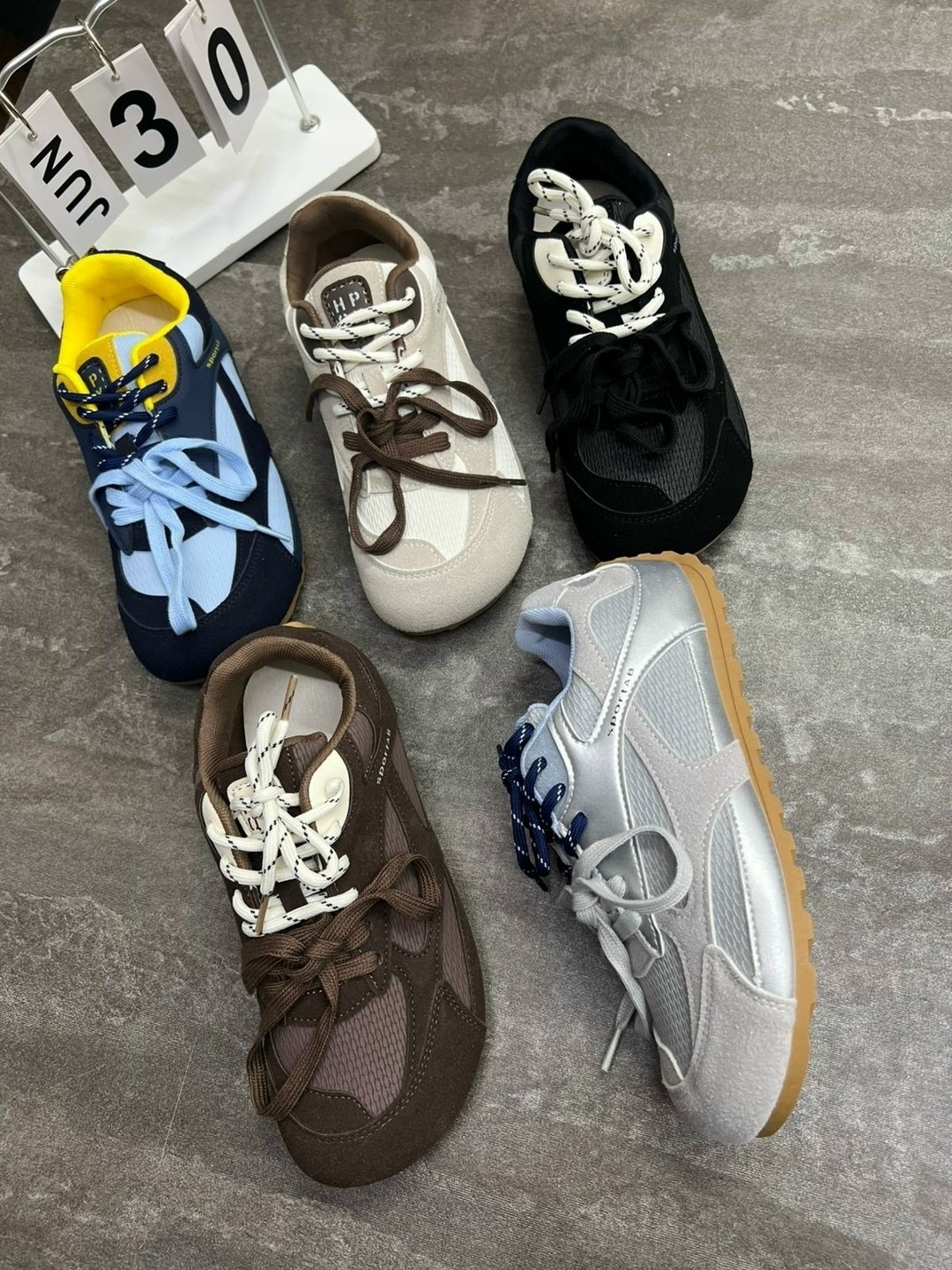 ,повседневные кроссовки,женские кроссовки,спортивная ,повседневная