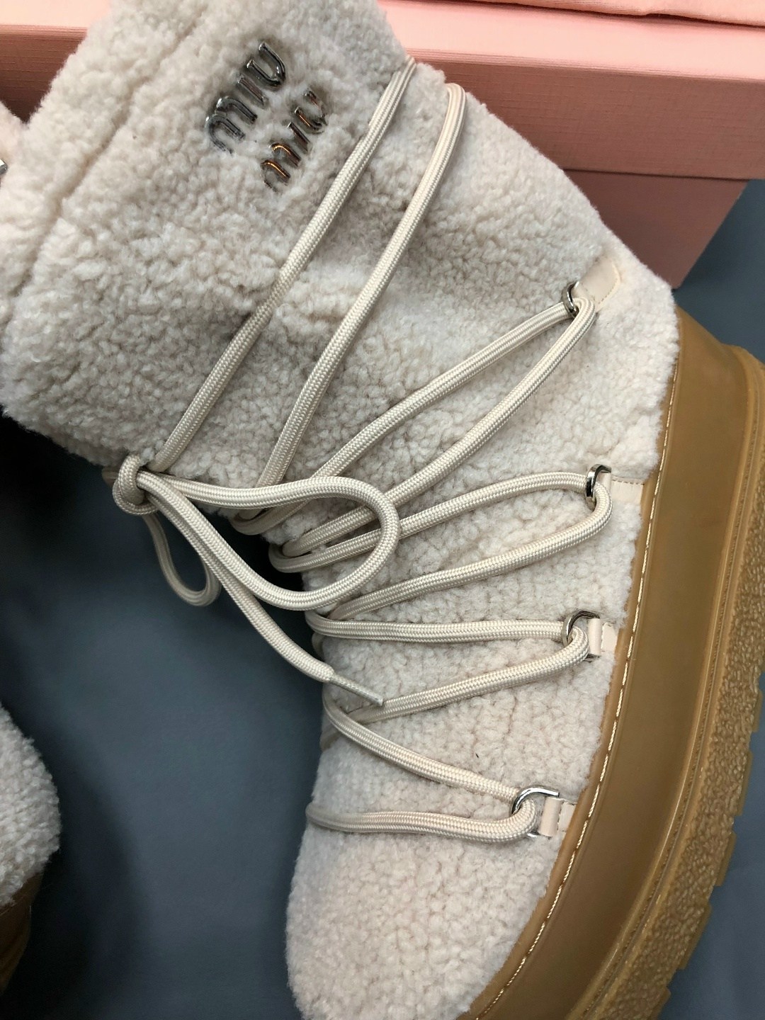 ,женские луноходы miu miu,угги женские,зимняя женская ,угги