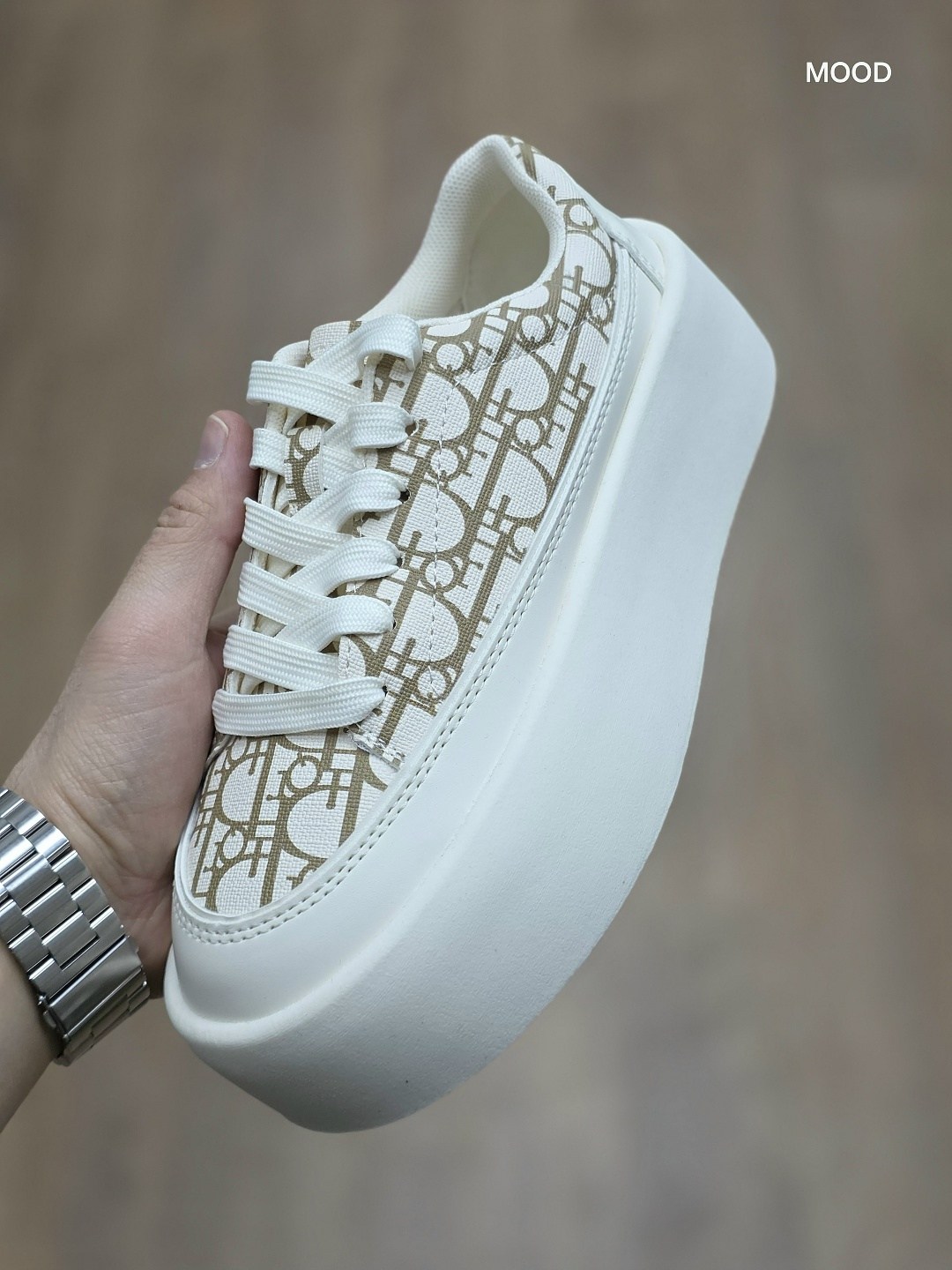 ,женские кроссовки,кеды женски,спортивная ,женская