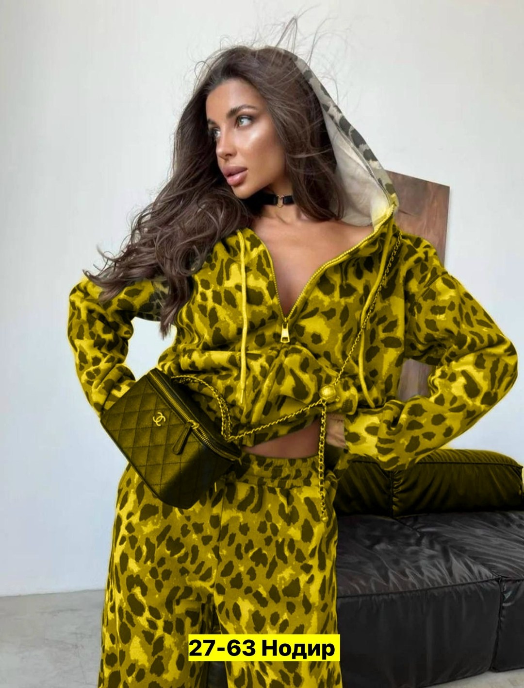 костюм двойка утепленный с капюшоном,костюм женский,леопардовый костюм,брючный костюм,леопардовый костюм женский