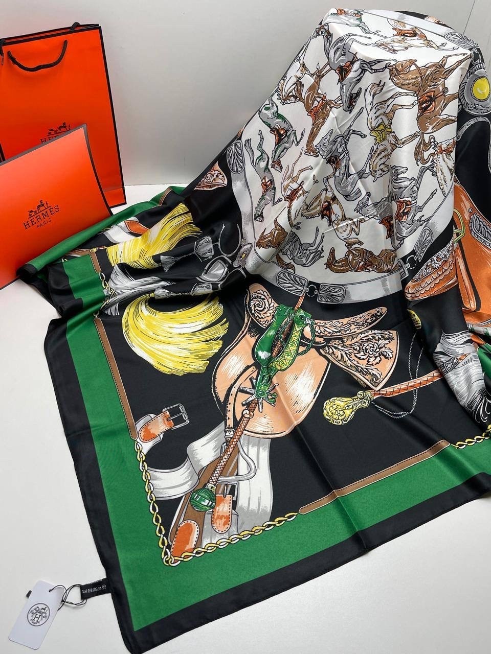 брендовый платок,платки диор,платки шелковые,женские платки,платки большие