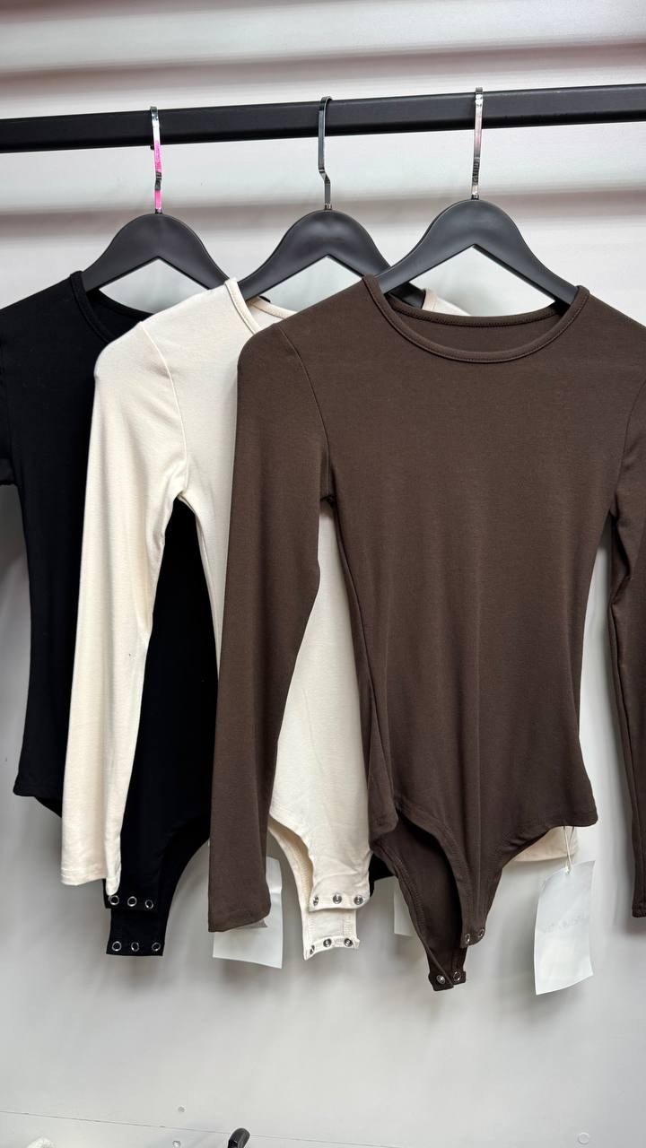лонгслив базовый в рубчик limeclothes,лонгслив женский облегающий с длинным рукавом bazaclo,лонгслив женский,женская кофта,лонгслив женский темно-бежевый хлопок йога