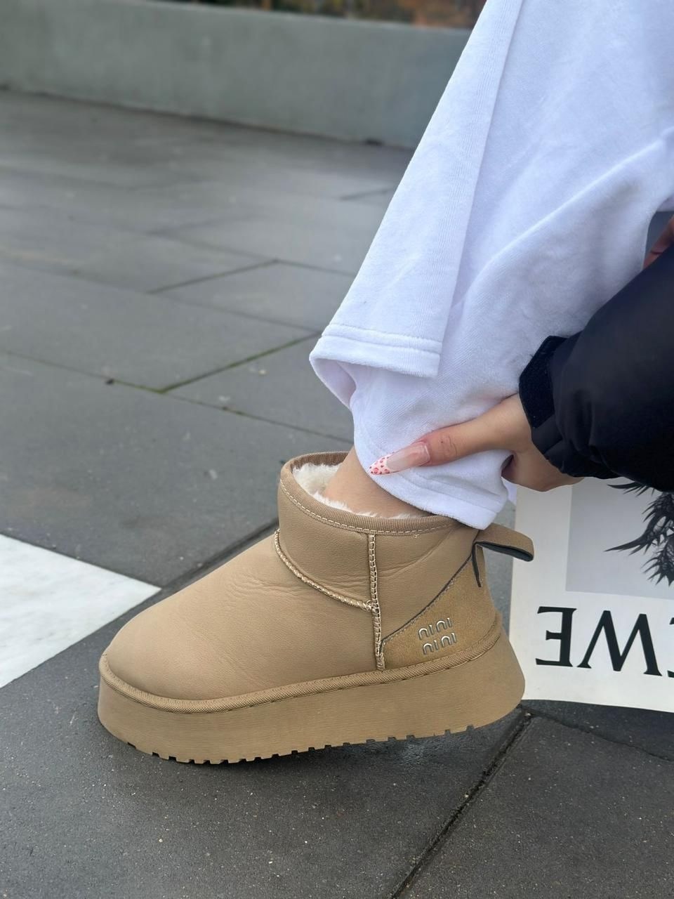 женские угги,короткие угги с мехом на толстой подошве lazer fashion,угги,модные угги,угги зимние женские