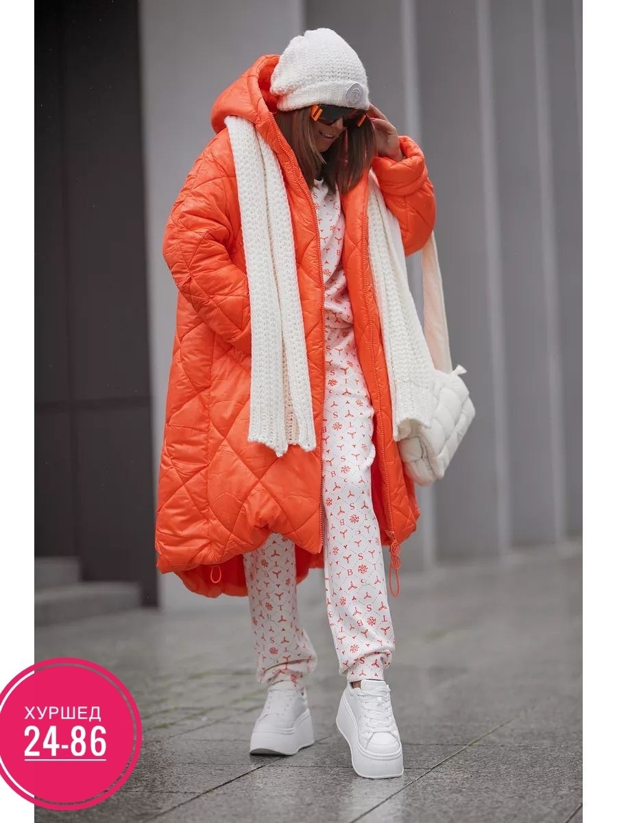 пальто на синтепоне,удлиненная куртка,куртка женская,куртка стильная,женское болоневое полупальто стеганое с капюшоном