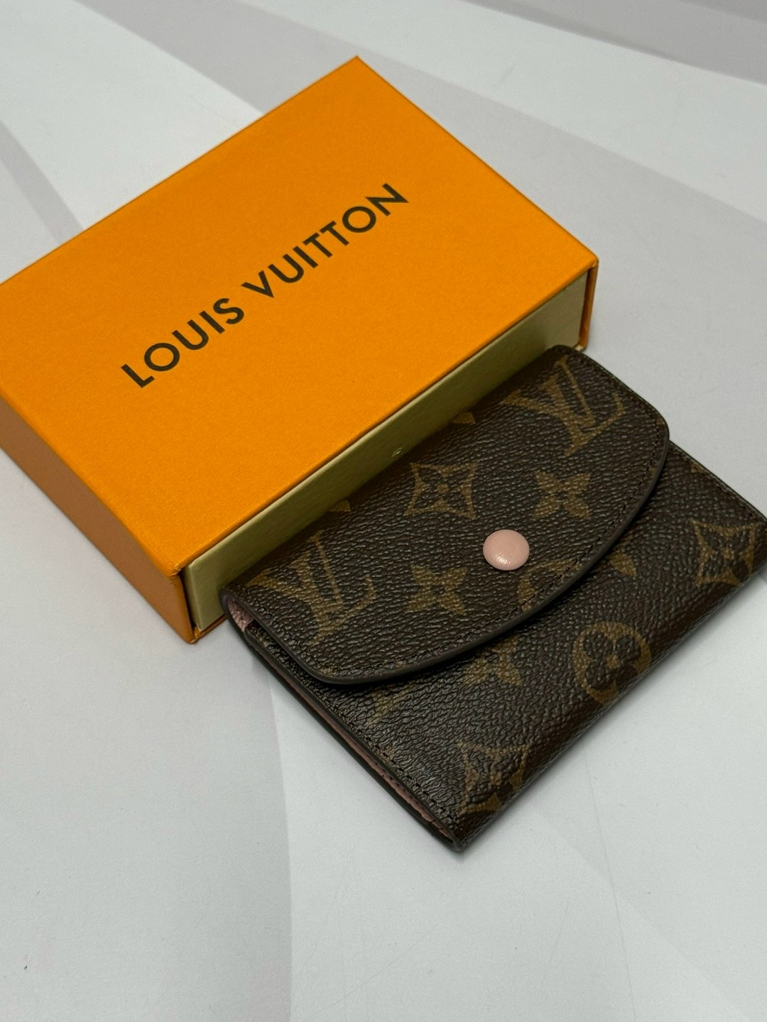 луи виттон кошелек женский,кошелек louis vuitton,кошелёк луи виттон,кошелек луи витон,бумажник луи виттон