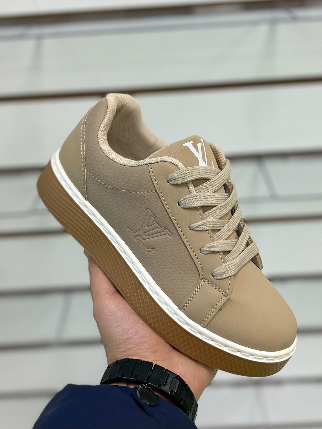 ,кроссовки женские louis vuitton,кроссовки женскиe,кеды луи витон женские,кеды louis vuitton