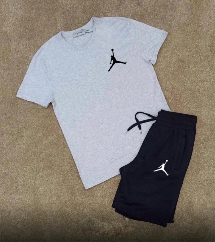 cпортивный костюм jordan,комплект черных,костюм спортивный мужской,костюм джордан шорты и футболка