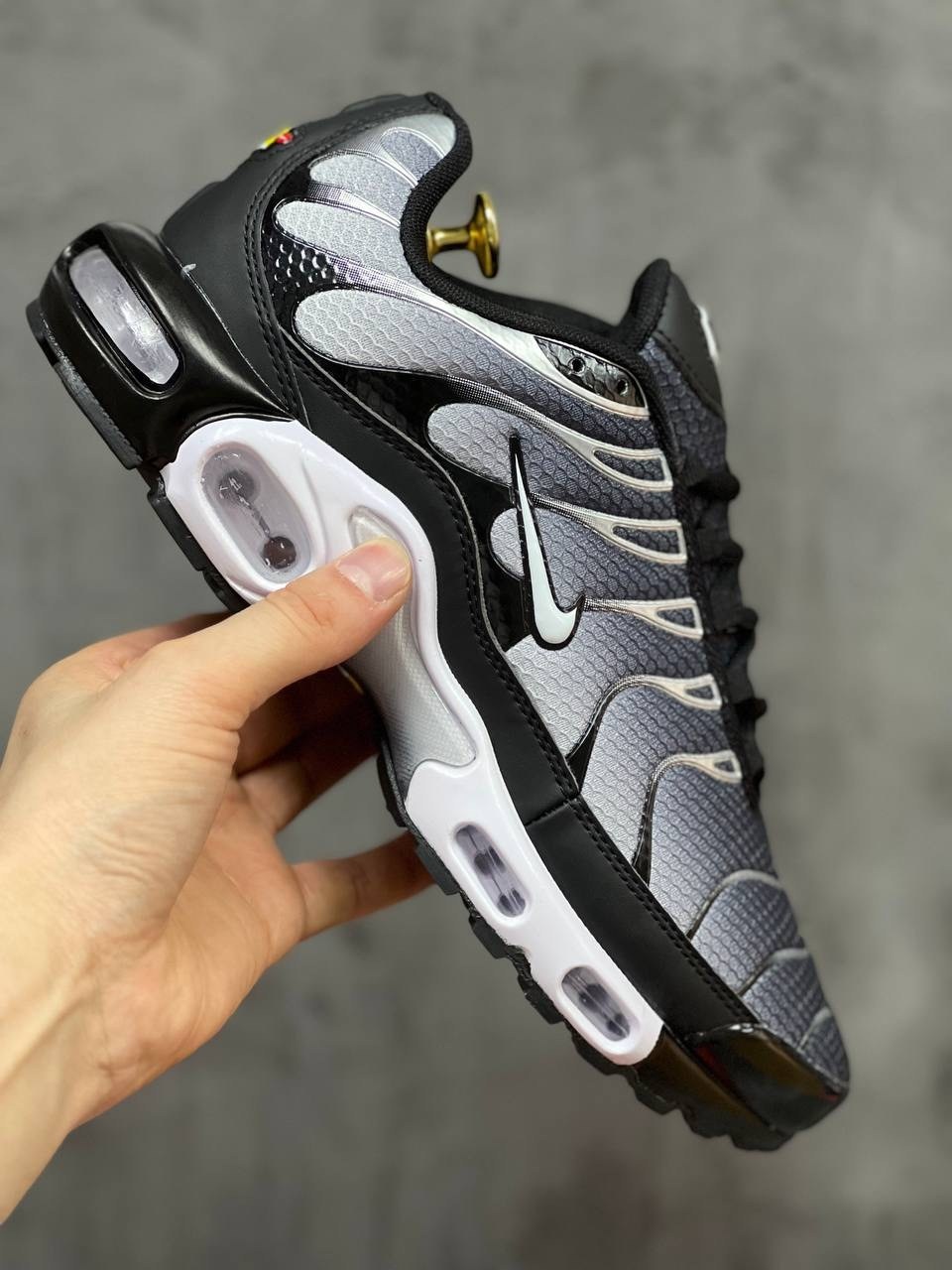 кроссовки мужские nike air max tn plus,кроссовки nike air max tn plus,nike air max tn plus,кроссовки nike air max tn,
