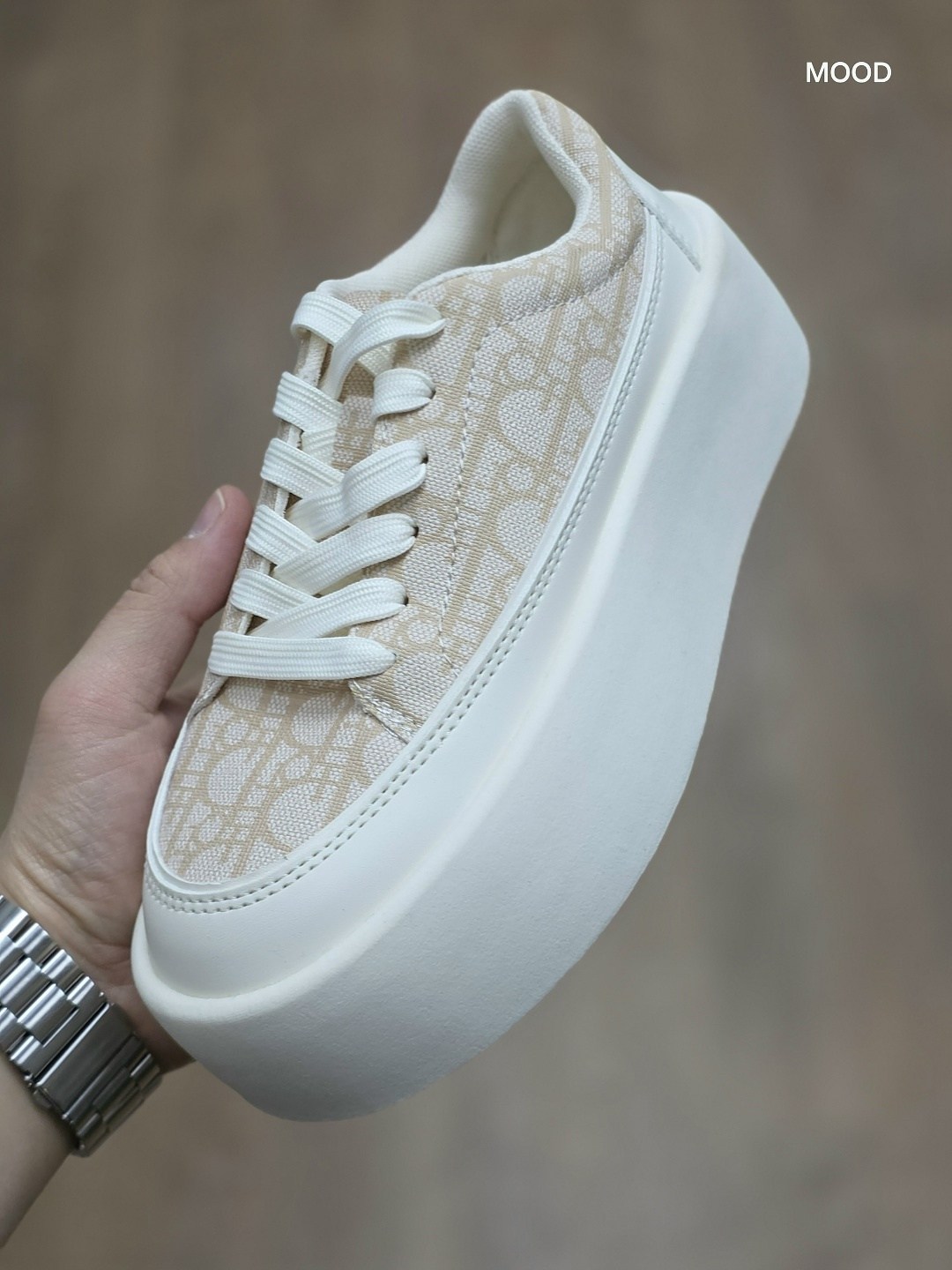 ,женские кроссовки,кеды женски,спортивная ,женская