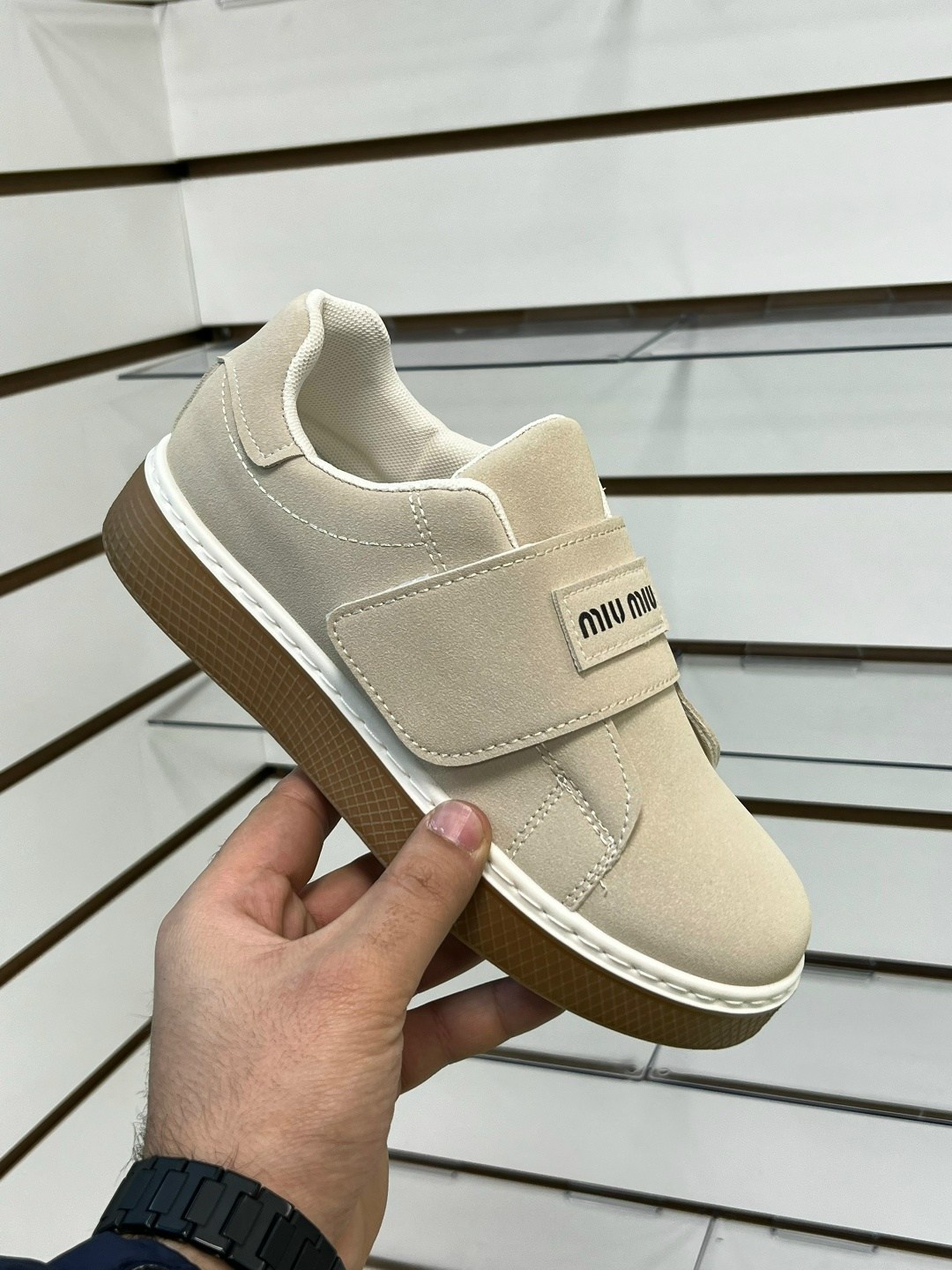 ,спортивная ,женские кроссовки,женская ,повседневные кроссовки