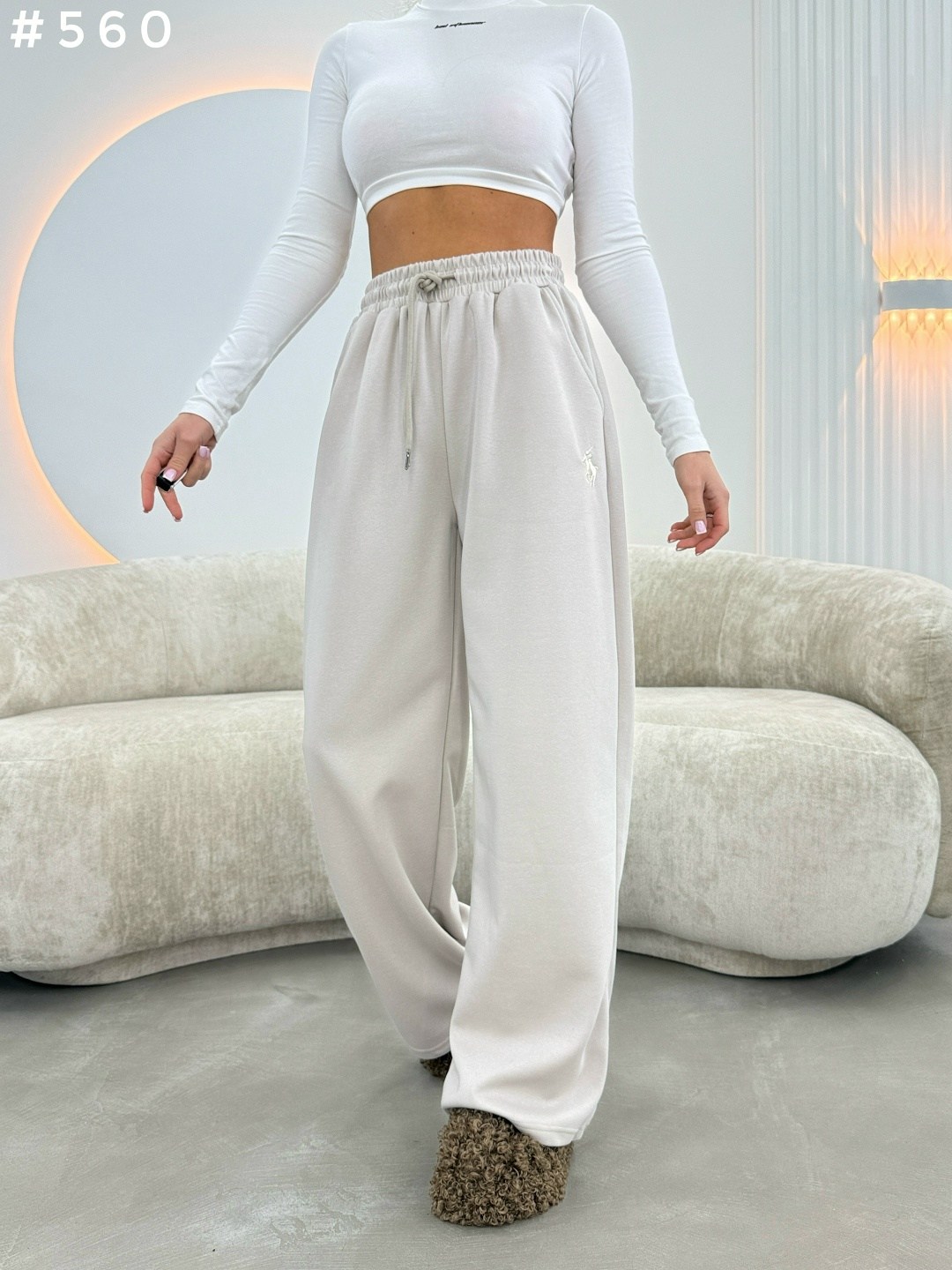 широкие спортивные штаны с низкой посадкой edikted brenna коричневый,штаны модные,широкие брюки,спортивные брюки,брюки повседневные спортивные