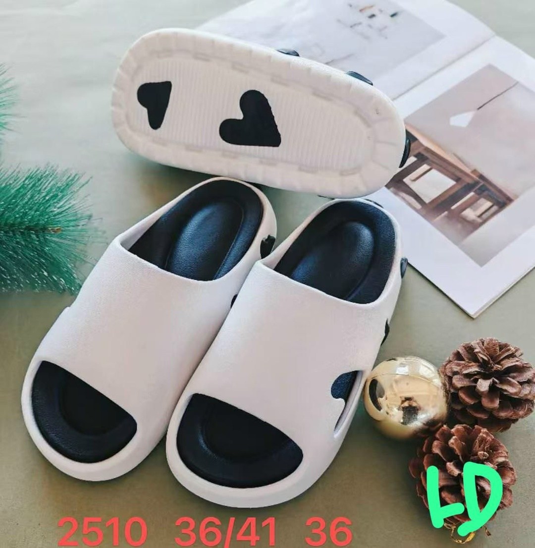 ,шлепанцы женские,женские тапочки,летние тапочки,модные тапочки