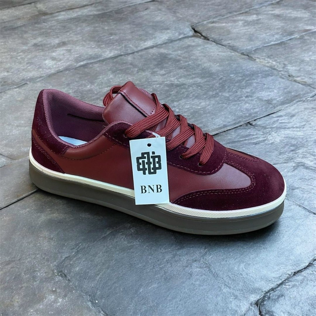 ,замшевые кроссовки,бордовые кроссовки,бордовый,бордовые кеды