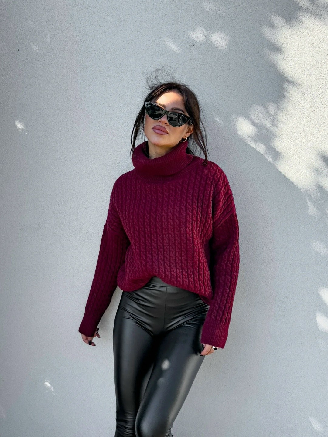 свитер женский оверсайз с горлом вязаный,свитер оверсайз,свитер с горлом укороченный вязаный оверсайз saffiko,свитер оверсайз вязаный с горлом,свитер вязаный
