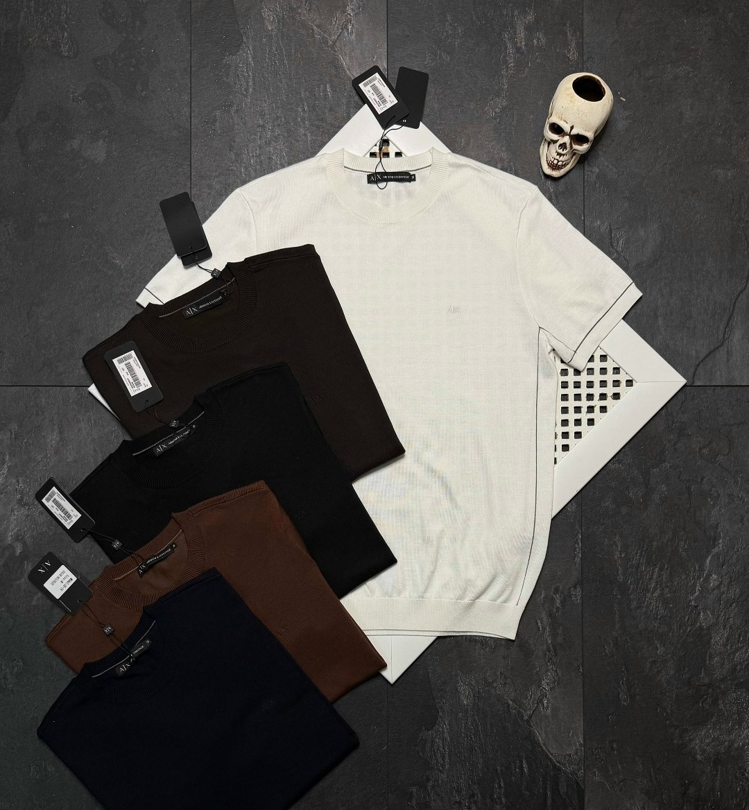 футболки мужские,коричневая футболка,коричневый джемпер,мужская мода,джемпера мужские