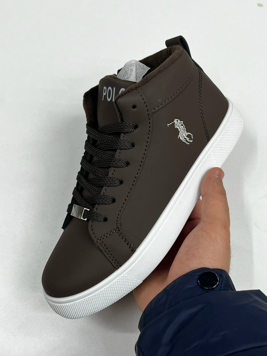 ,мужские высокие кроссовки,спортивная , мужская,обуви