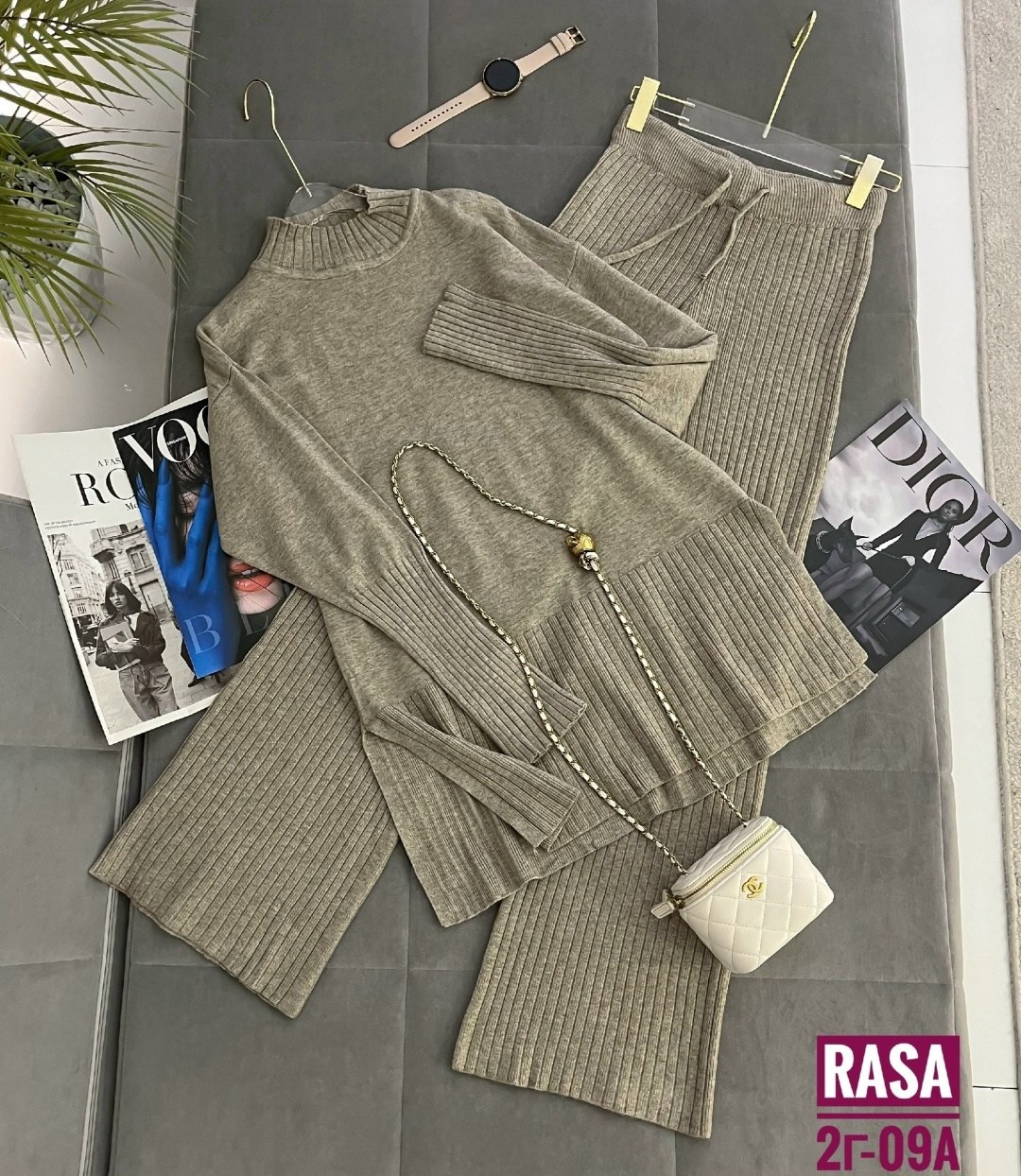 костюм женский,костюм женский: свитер и штаны арт. 1198751,костюм с брюками,костюм женский трикотажный,костюм бежевый