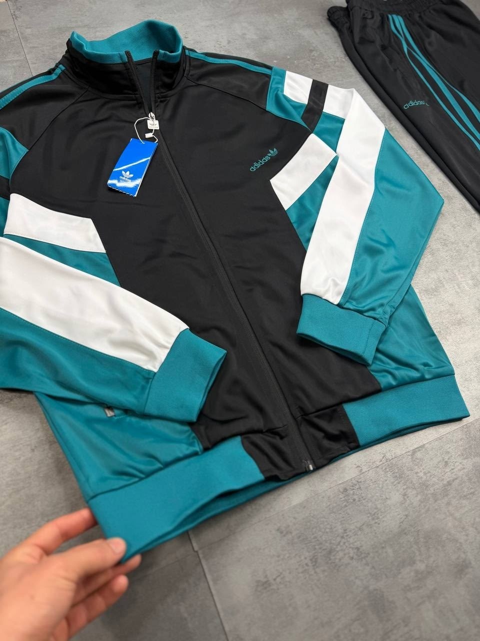 спортивный костюм adidas из 90-х "шустер",мужской спортивный костюм adidas в стиле 90-х,спортивный костюм adidas,спортивный костюм adidas 90х,мужской спортивный костюм adidas 90х veber