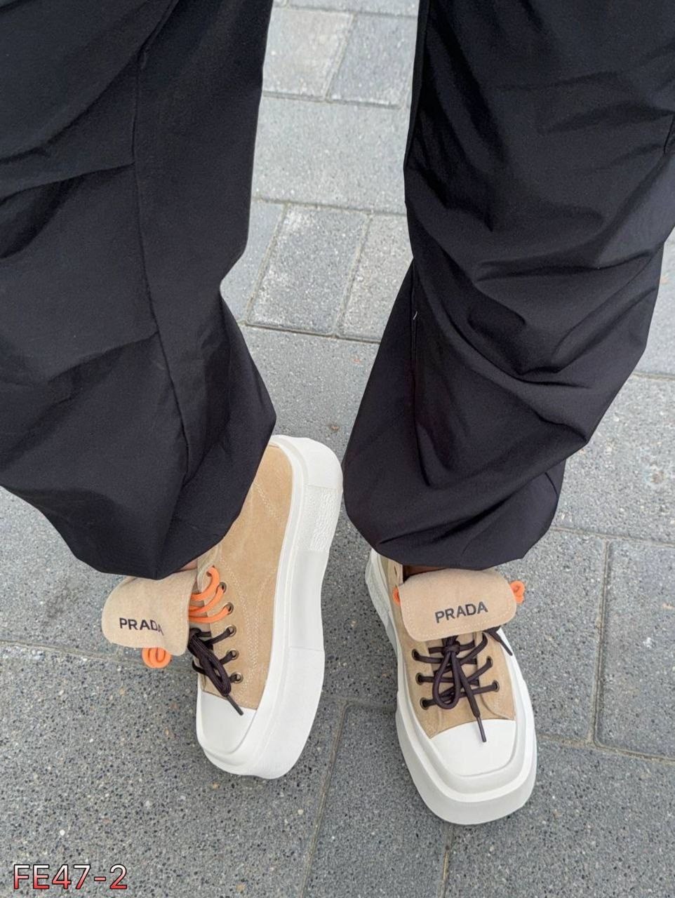 кеды prada,,кроссовки prada,модная женская ,брендовая