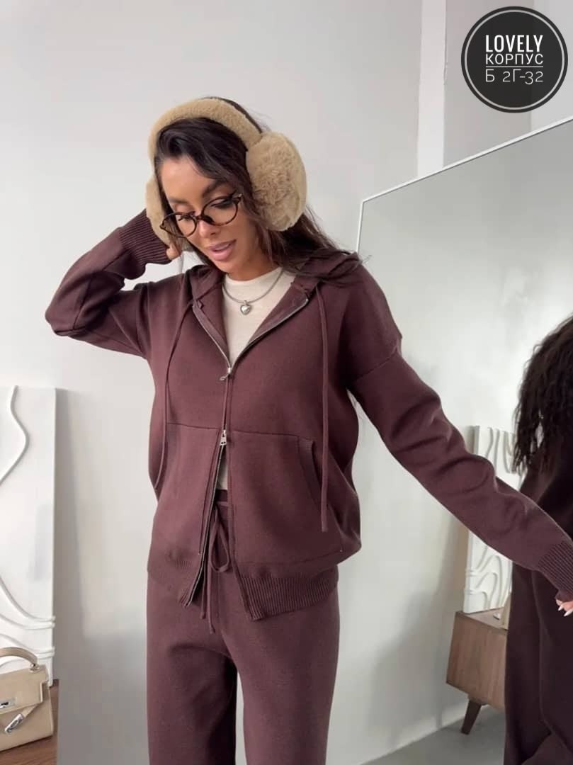 костюм женский,женский костюм на флисе,костюм трикотажный,костюм женский теплый,трикотажный костюм женский