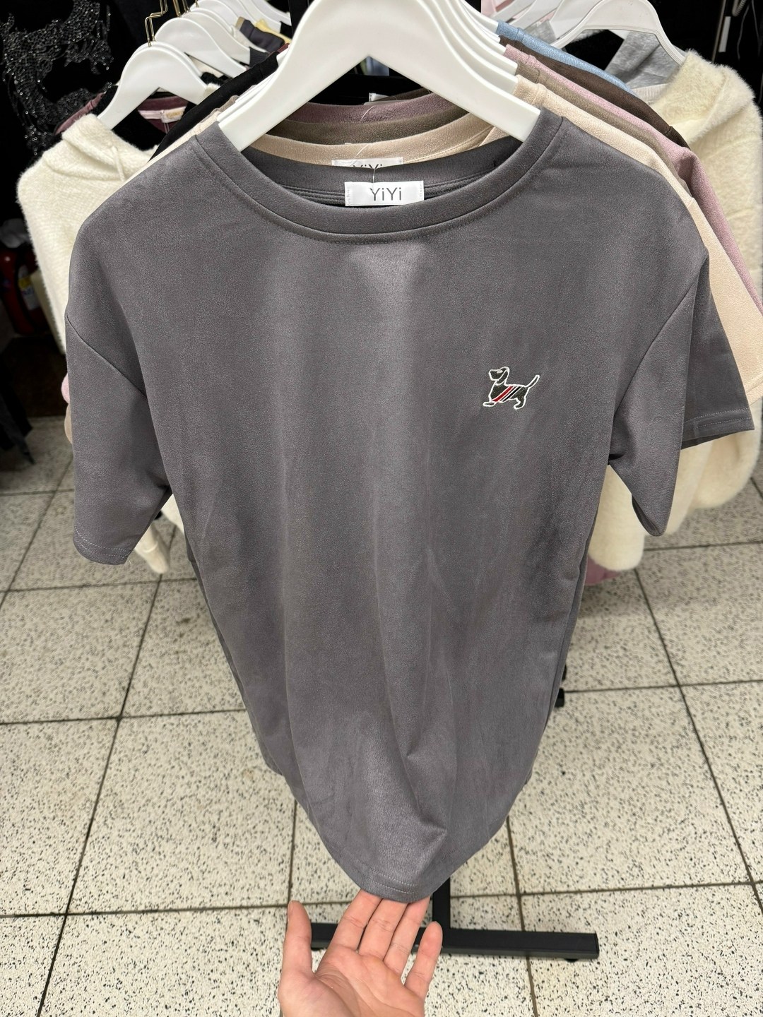 футболка,стиль футболка,футболки дизайн,бордовая футболка,футболки женские мужские